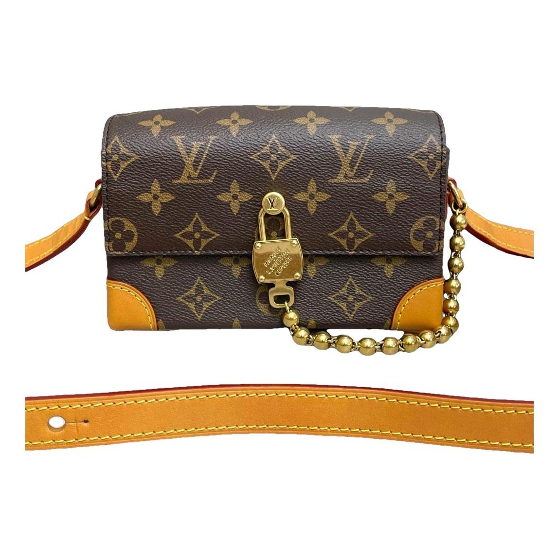 Leather crossbody bag