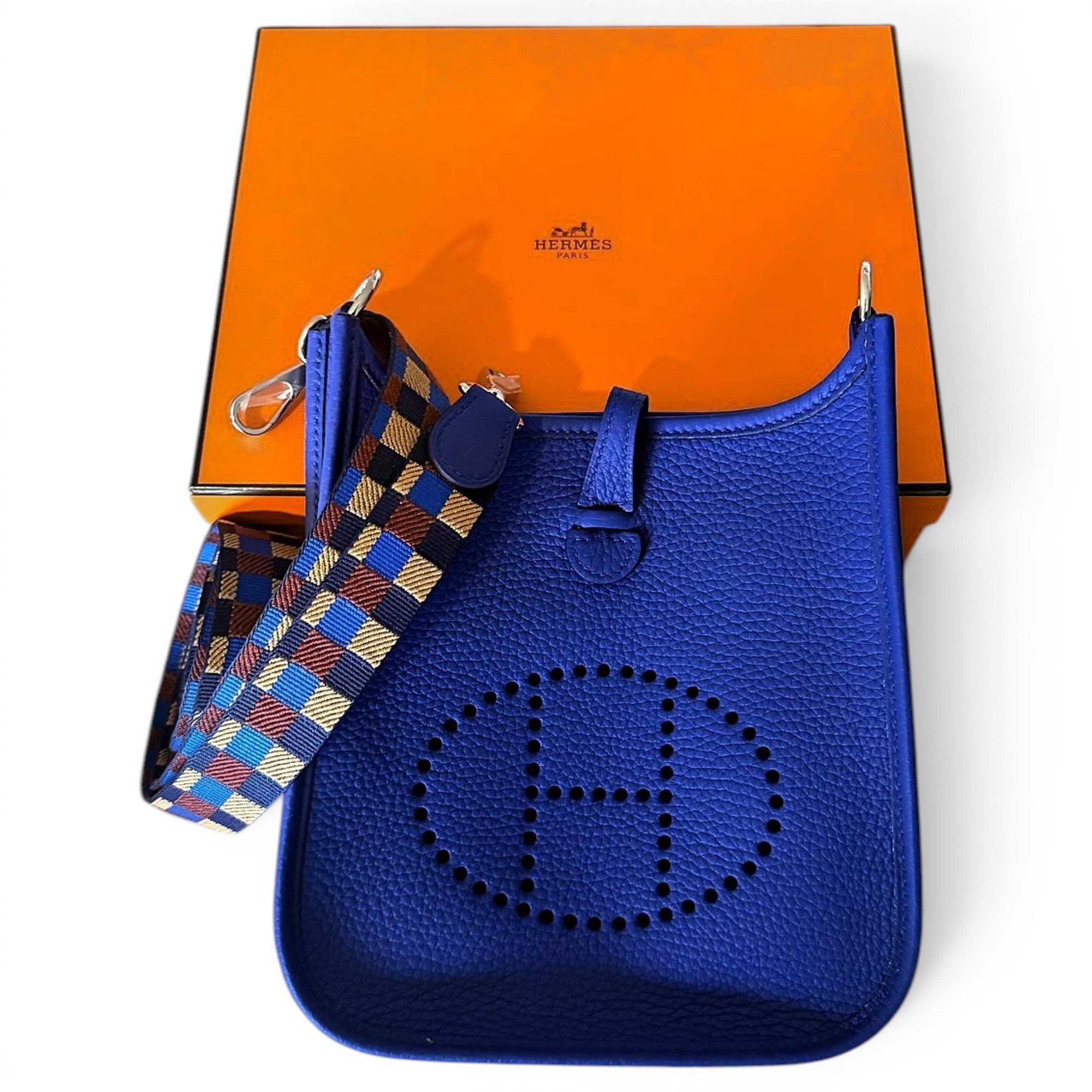 Evelyne leather crossbody bag