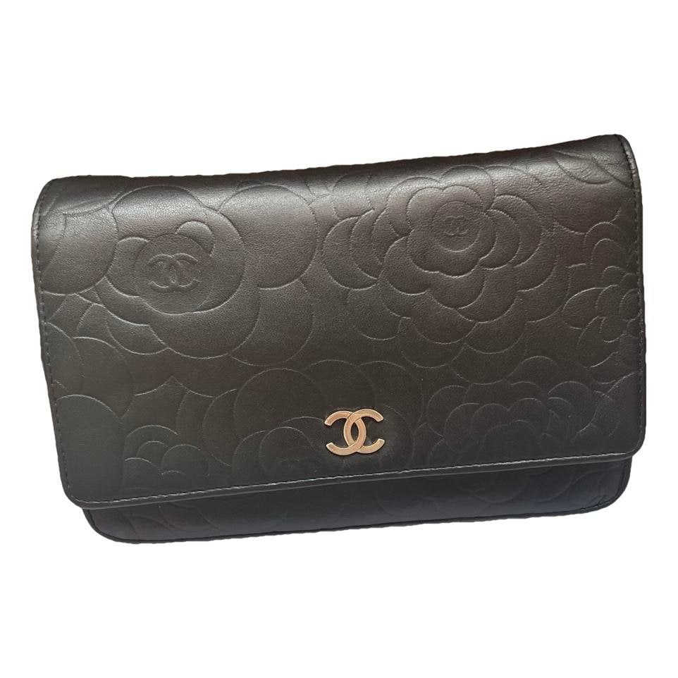 Wallet On Chain Timeless/Classique leather crossbody bag