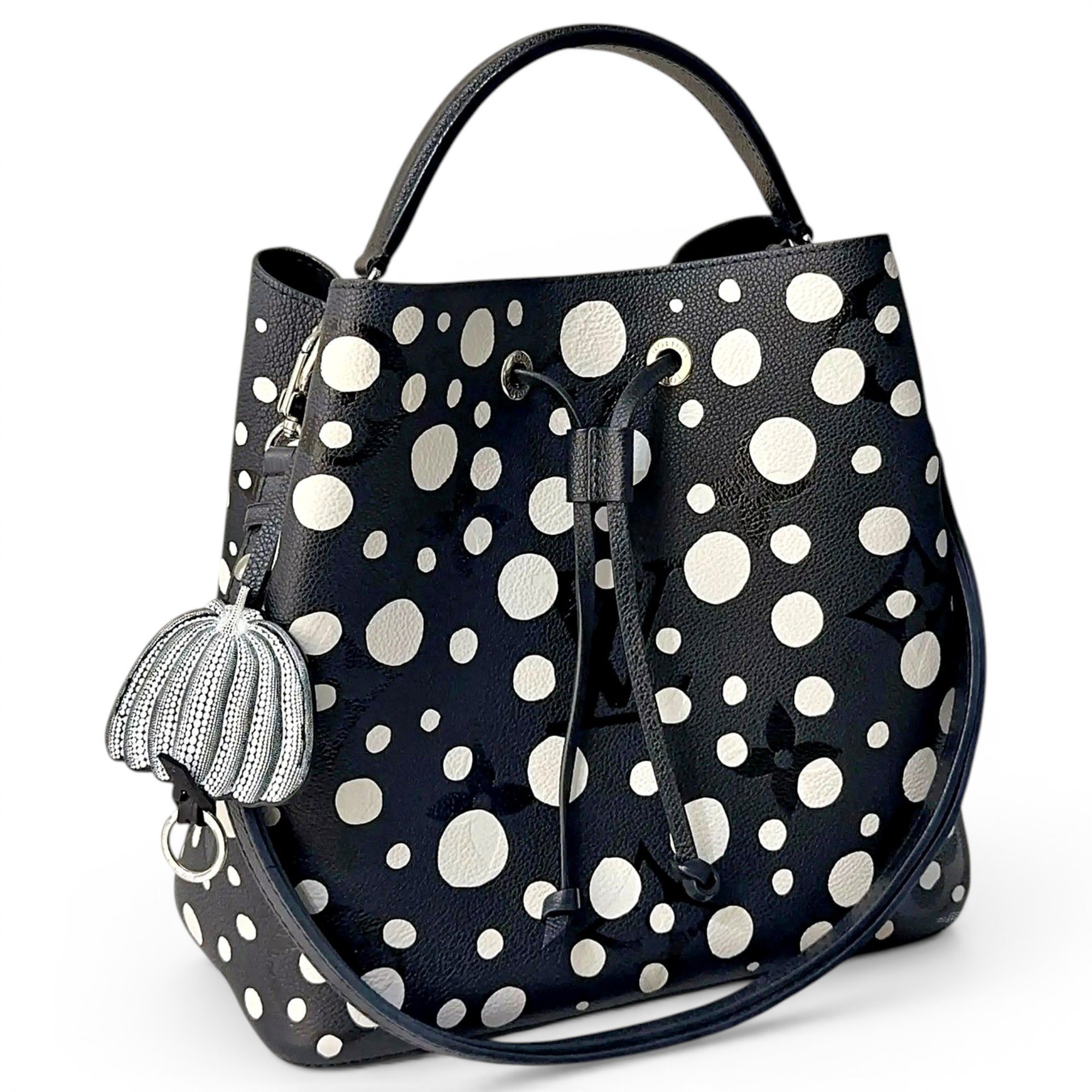 NéoNoé leather handbag