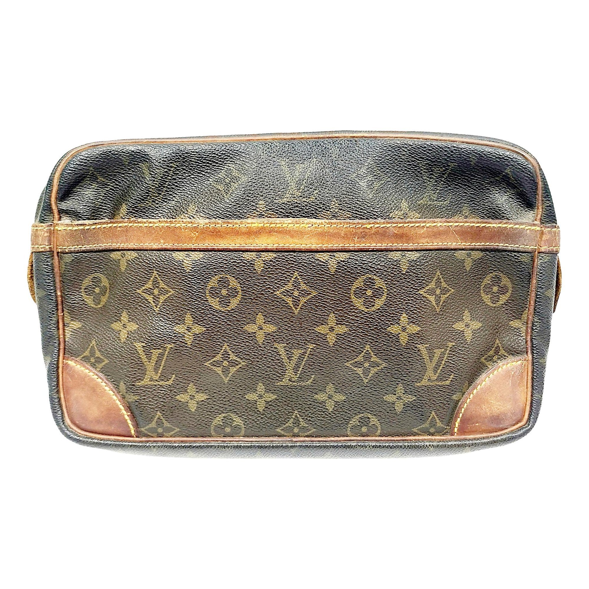 Leather clutch bag
