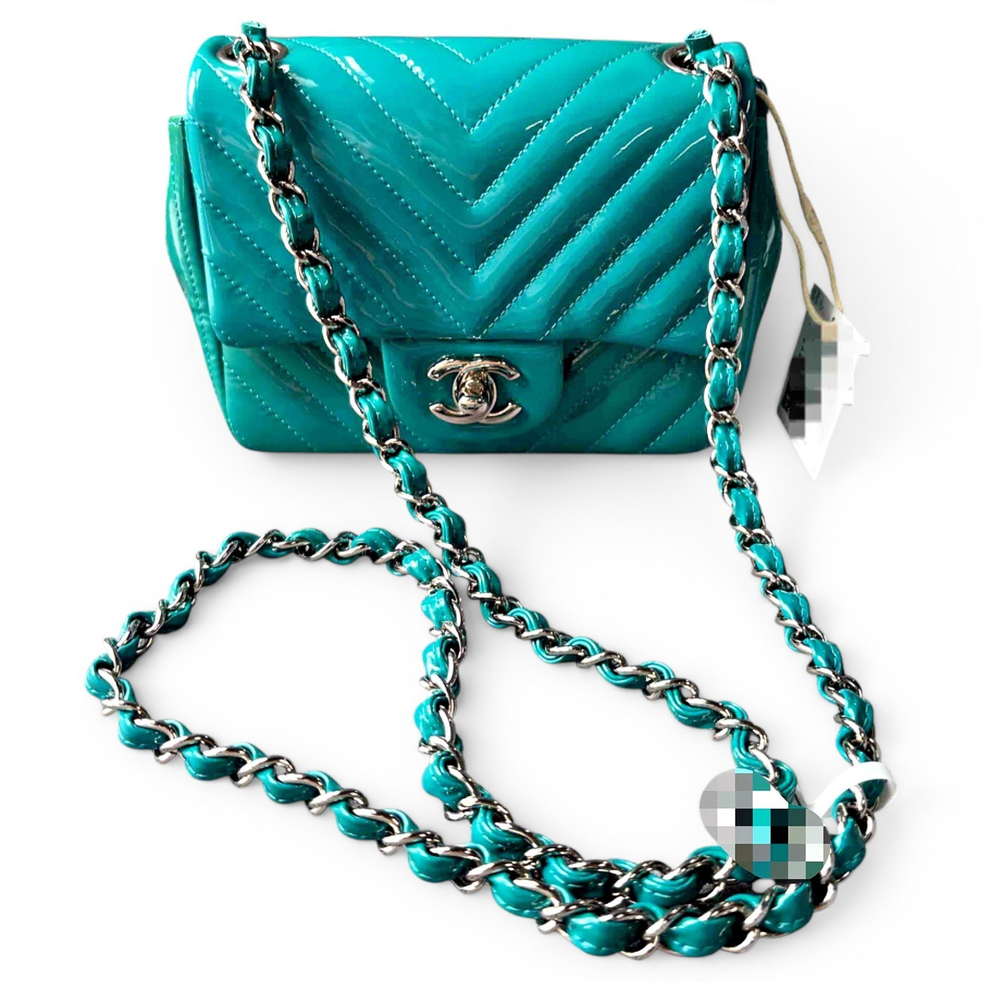 Timeless/Classique patent leather handbag