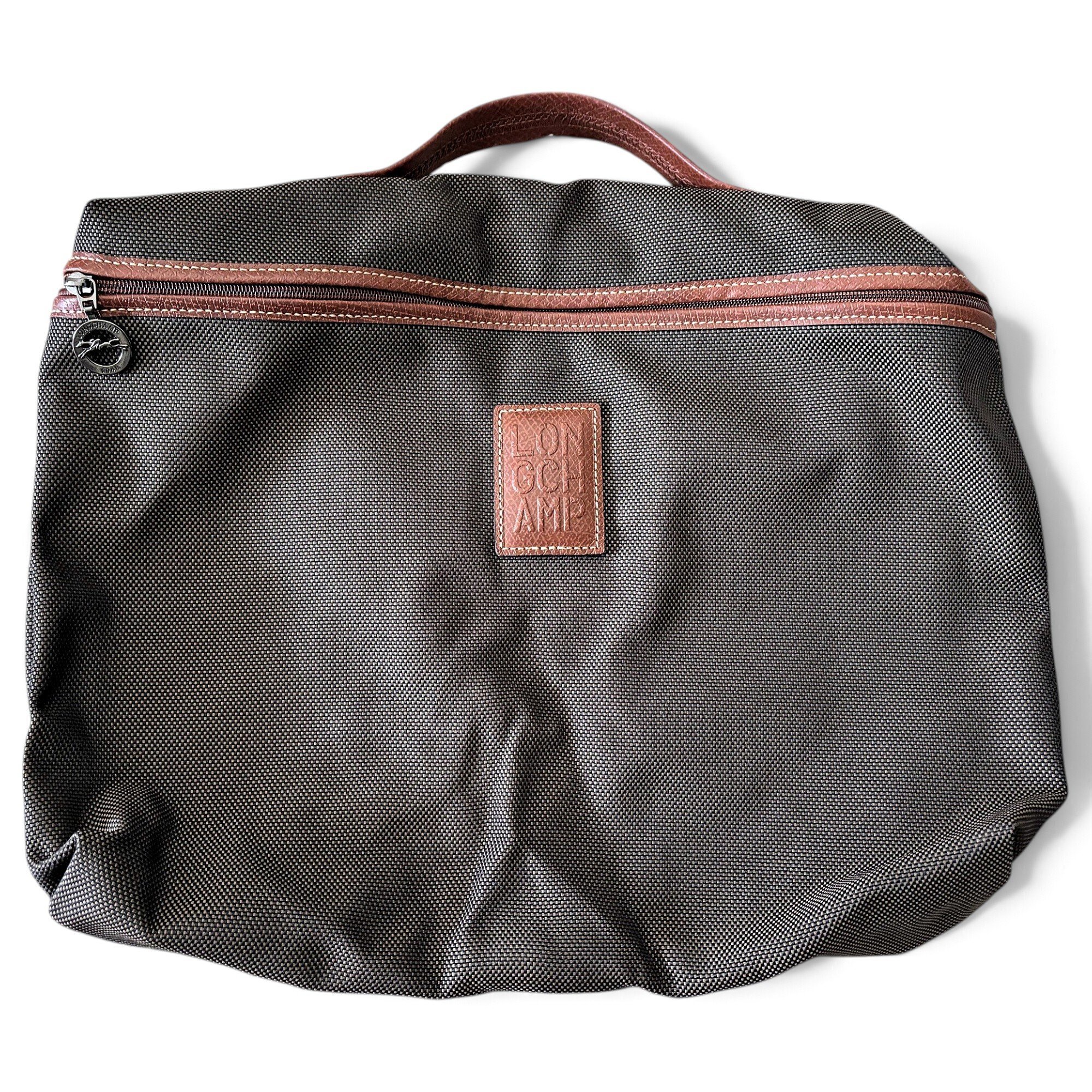 Leather travel bag