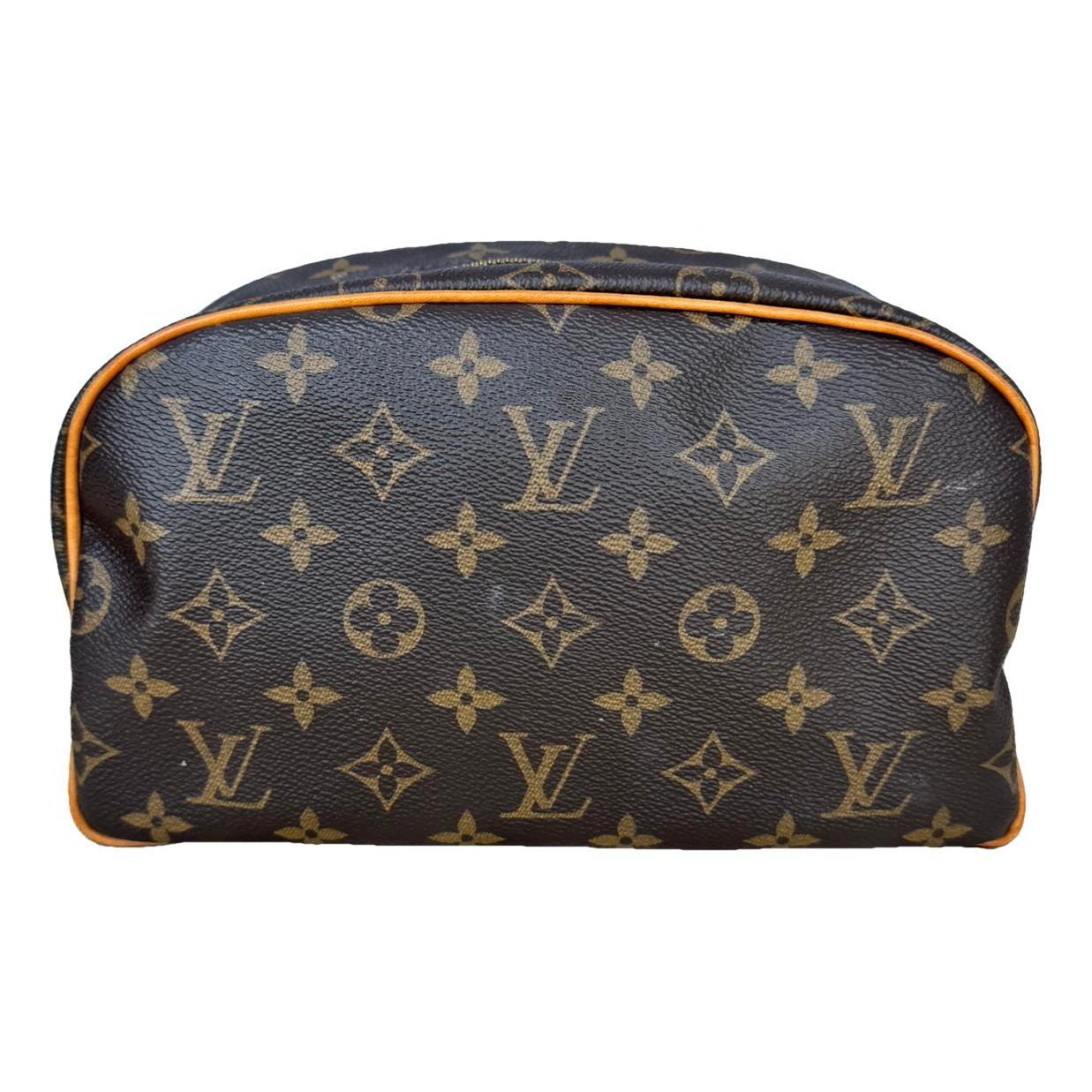 Pochette Cosmétique leather vanity case