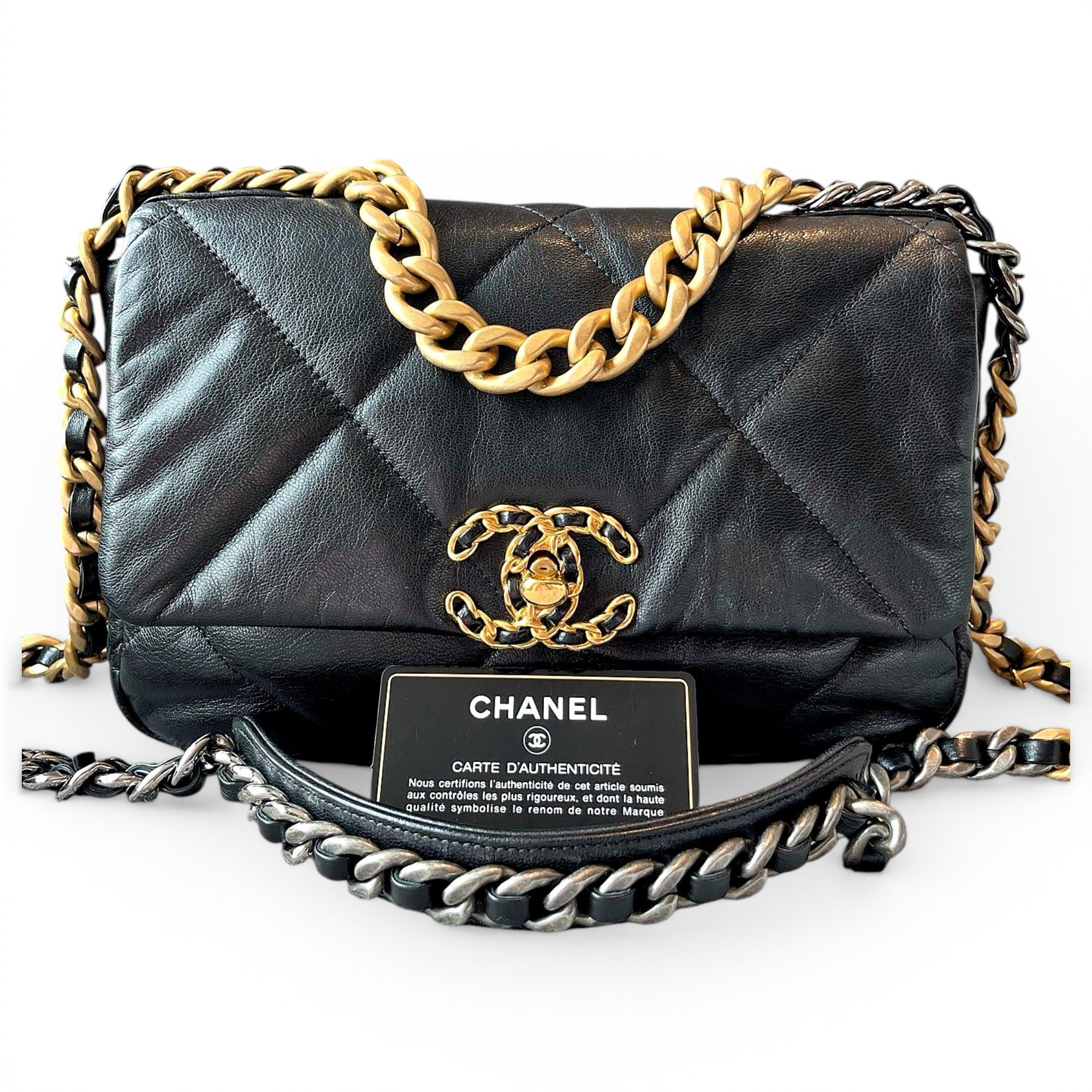 Chanel 19 leather handbag