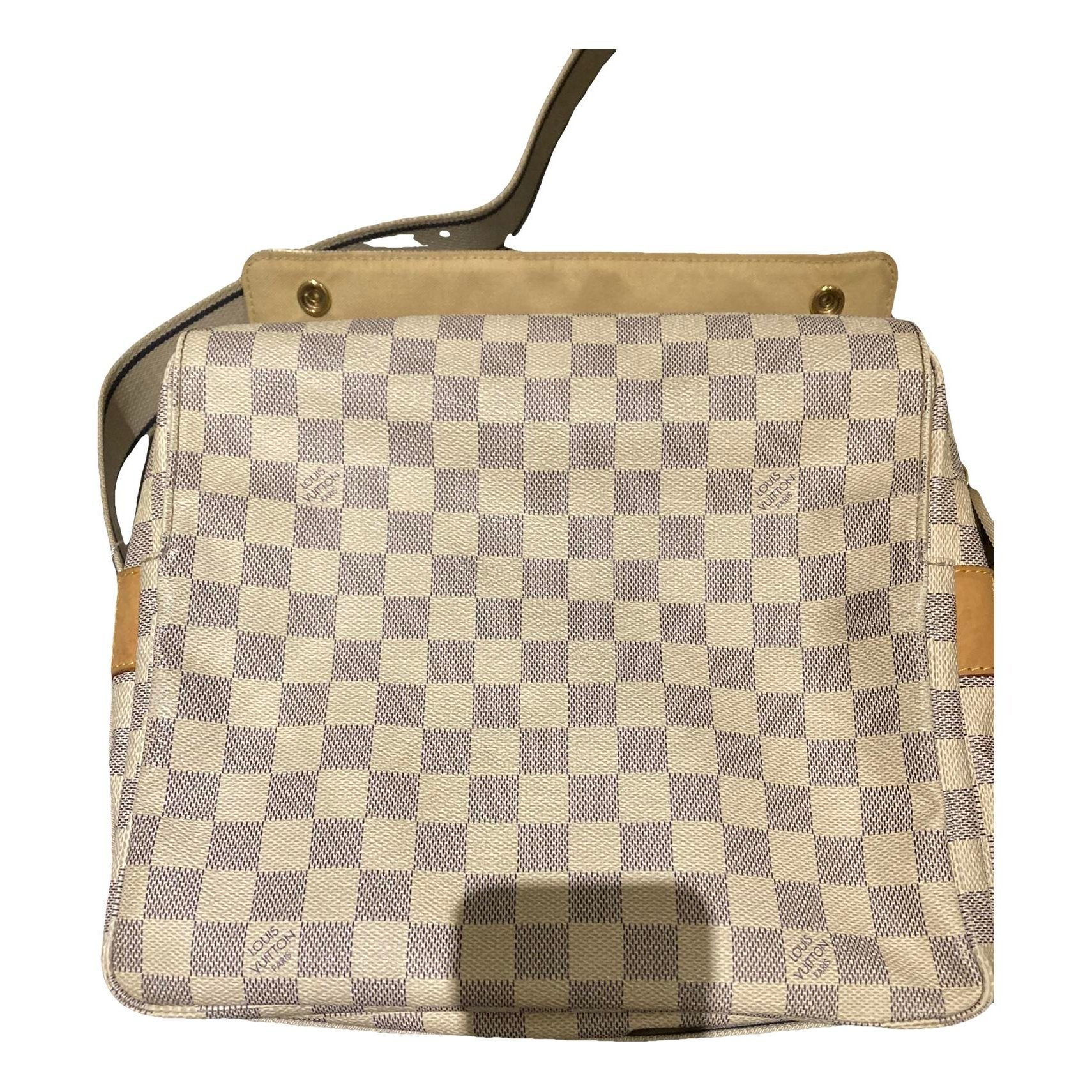Louis Vuitton Leather handbag