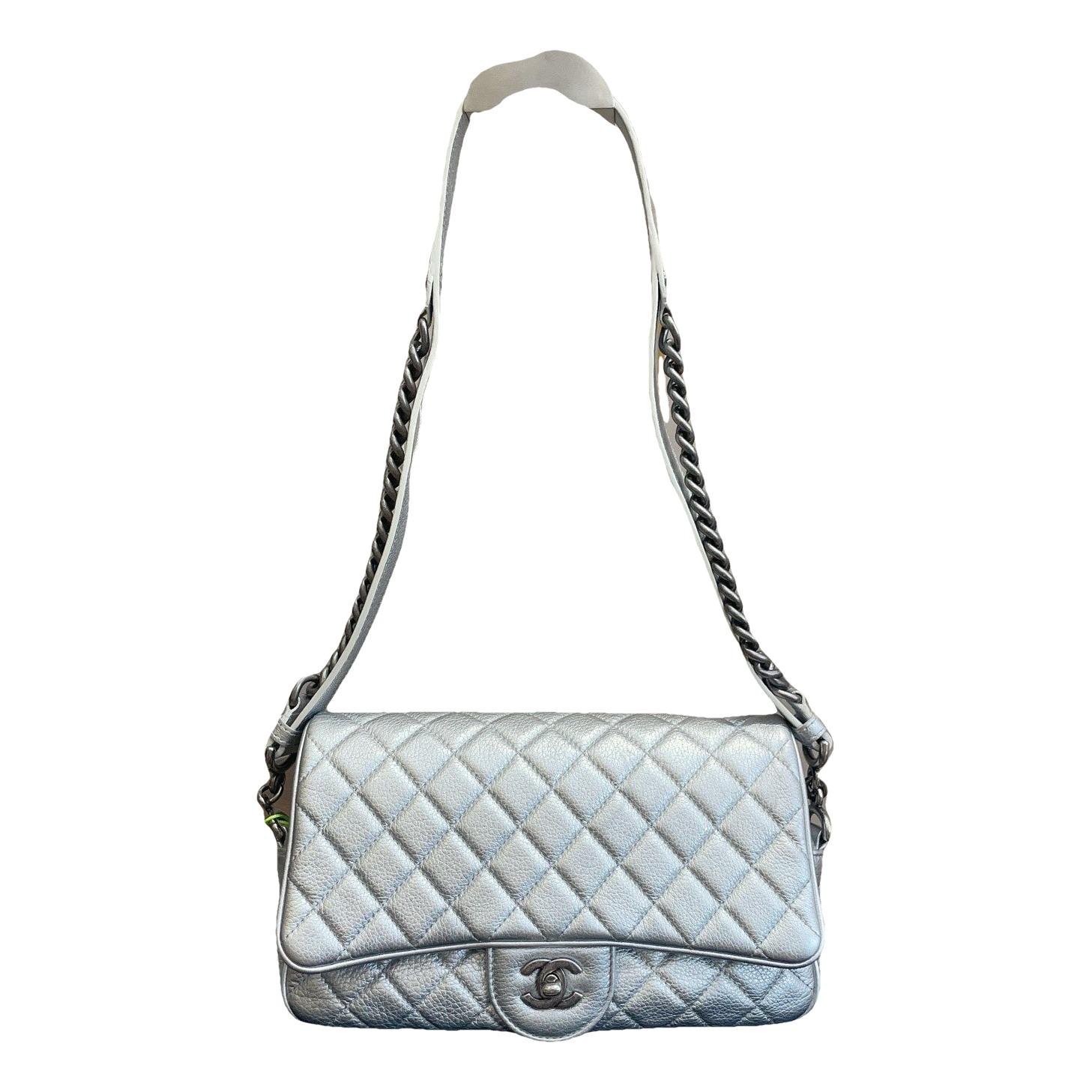 Timeless/Classique leather handbag