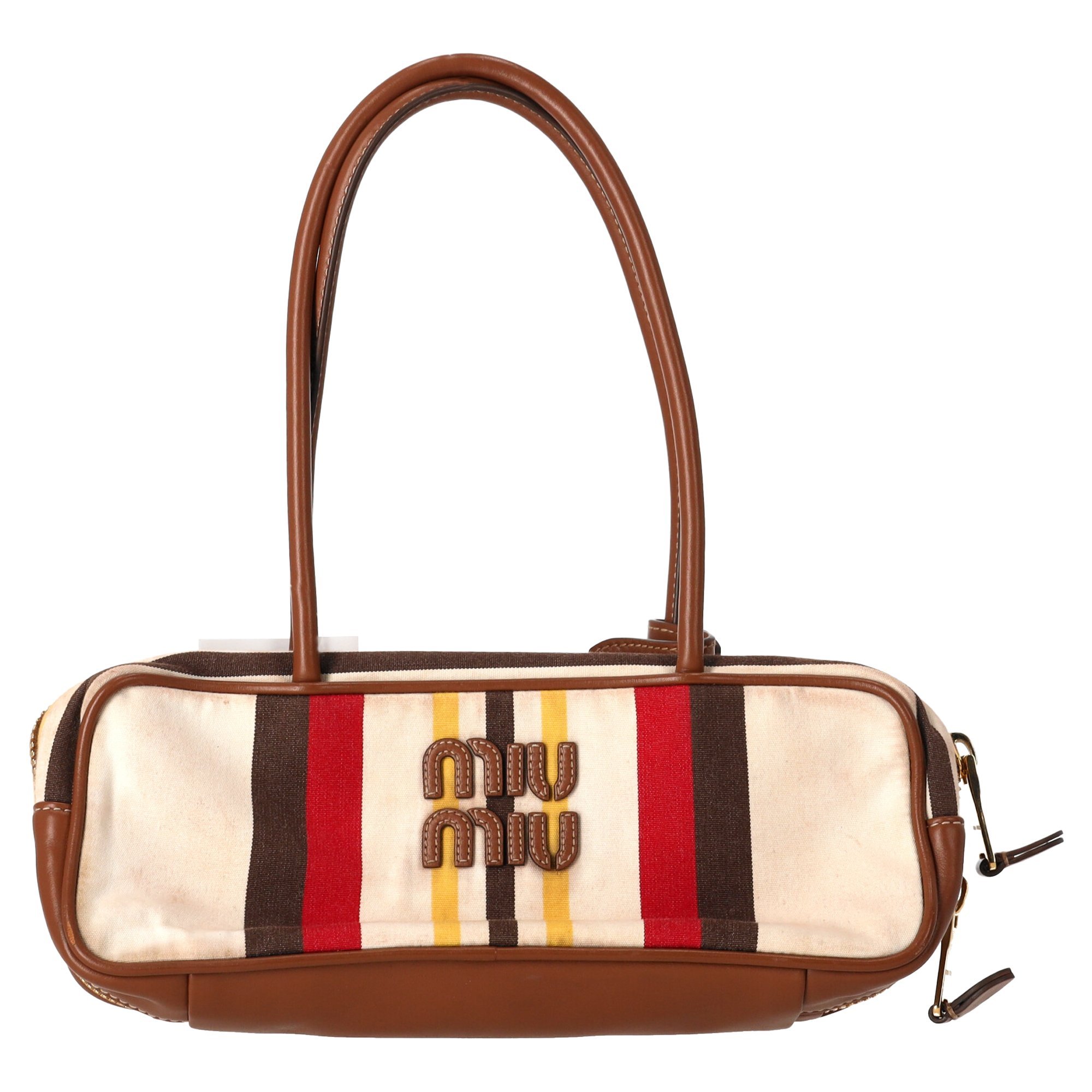 Beau cloth handbag