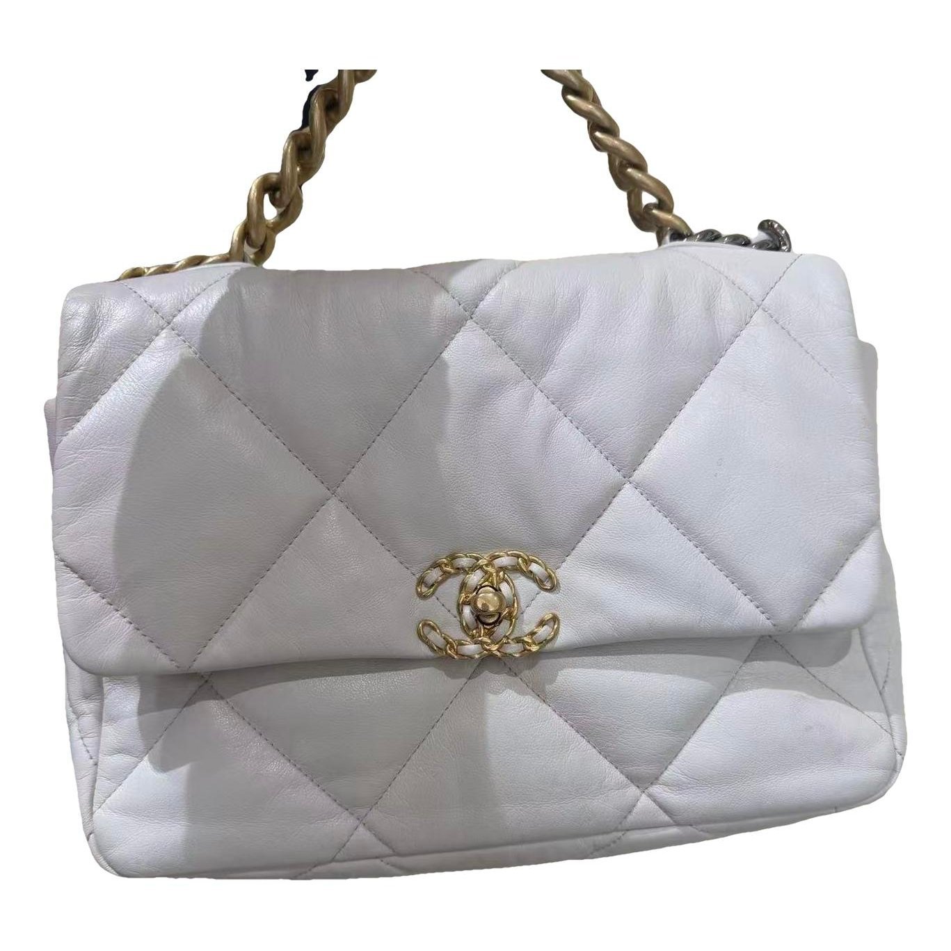 Chanel 19 leather handbag