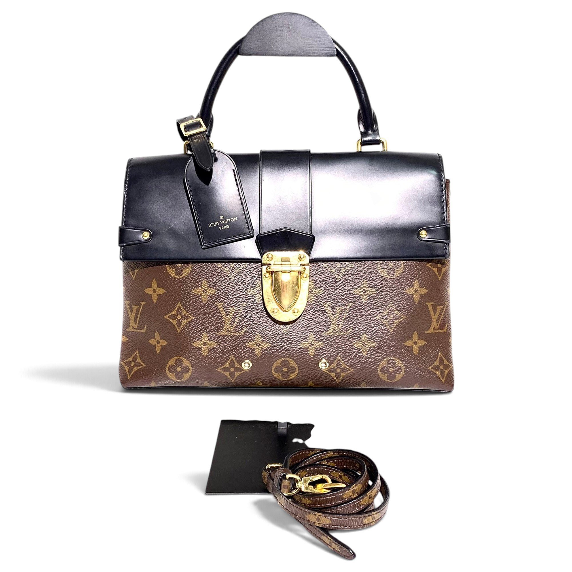 One Handle very leather handbag