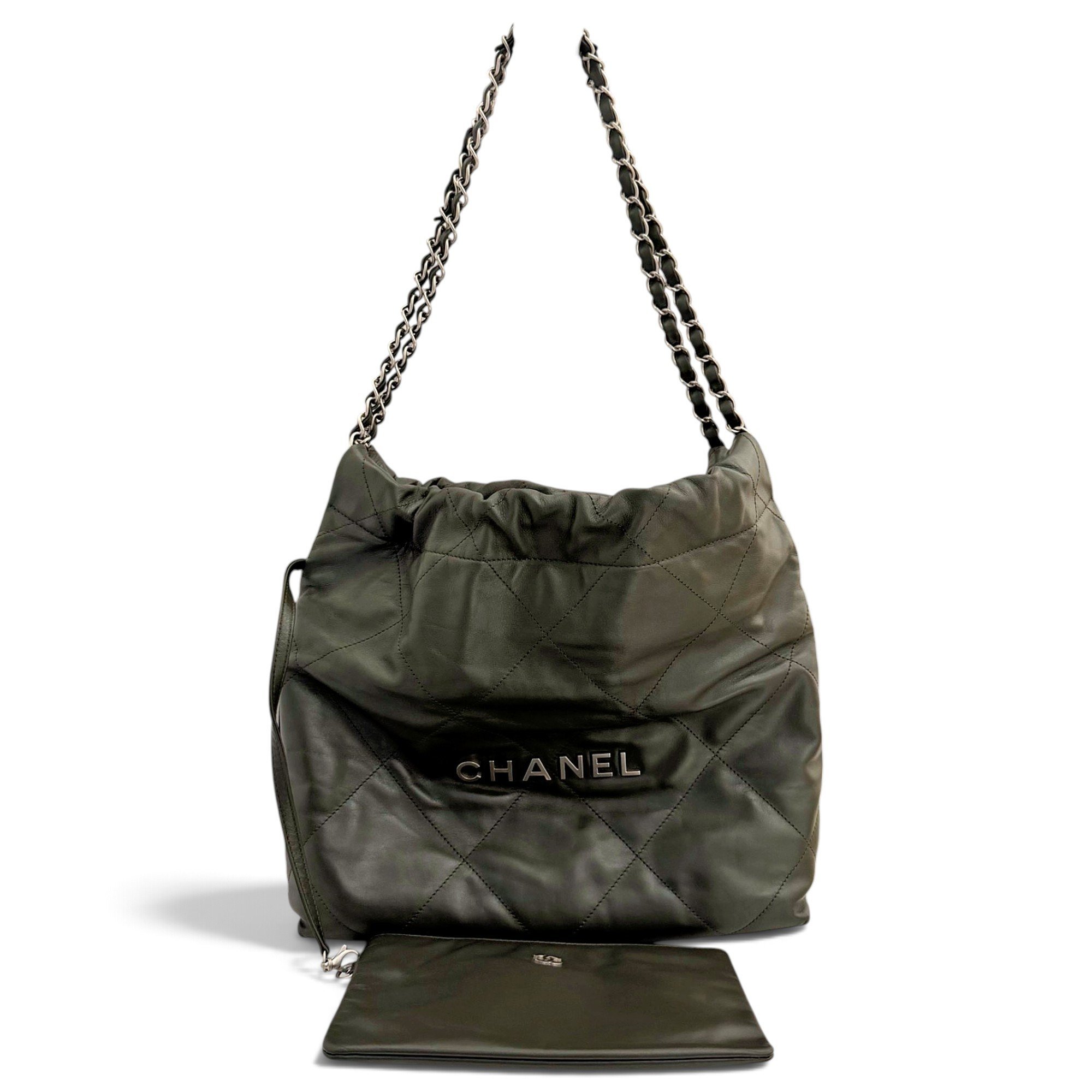Chanel 22 leather handbag