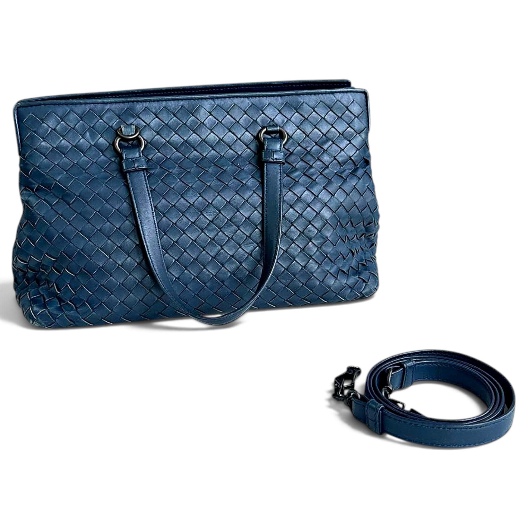 Leather tote