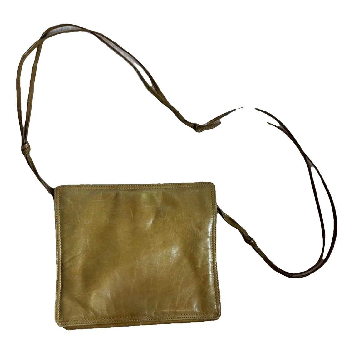 Clip leather crossbody bag