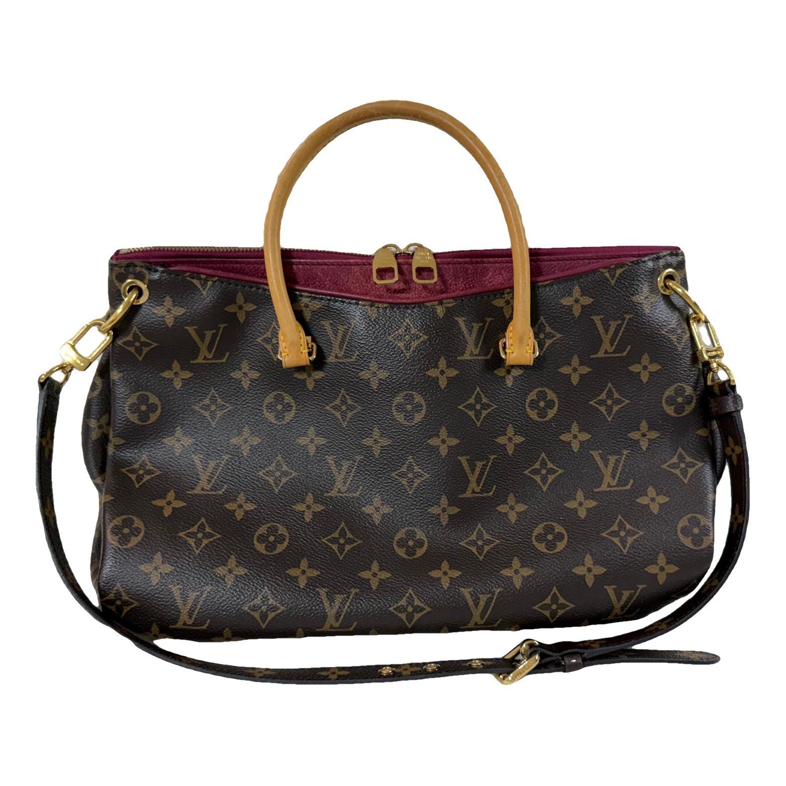 Pallas leather handbag