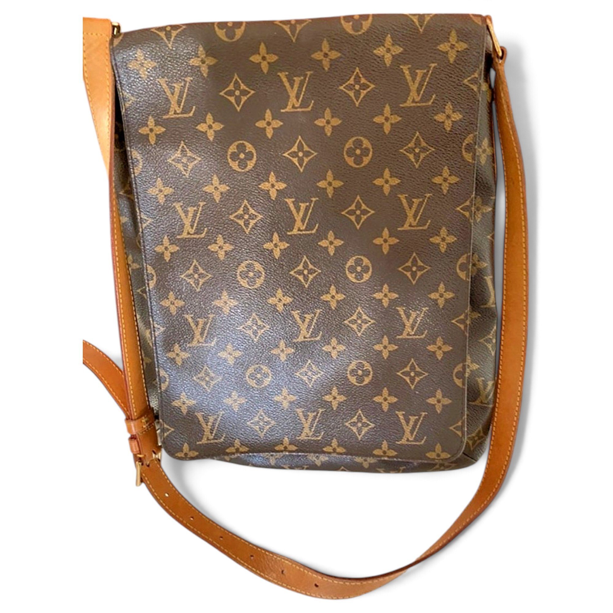 Musette leather crossbody bag