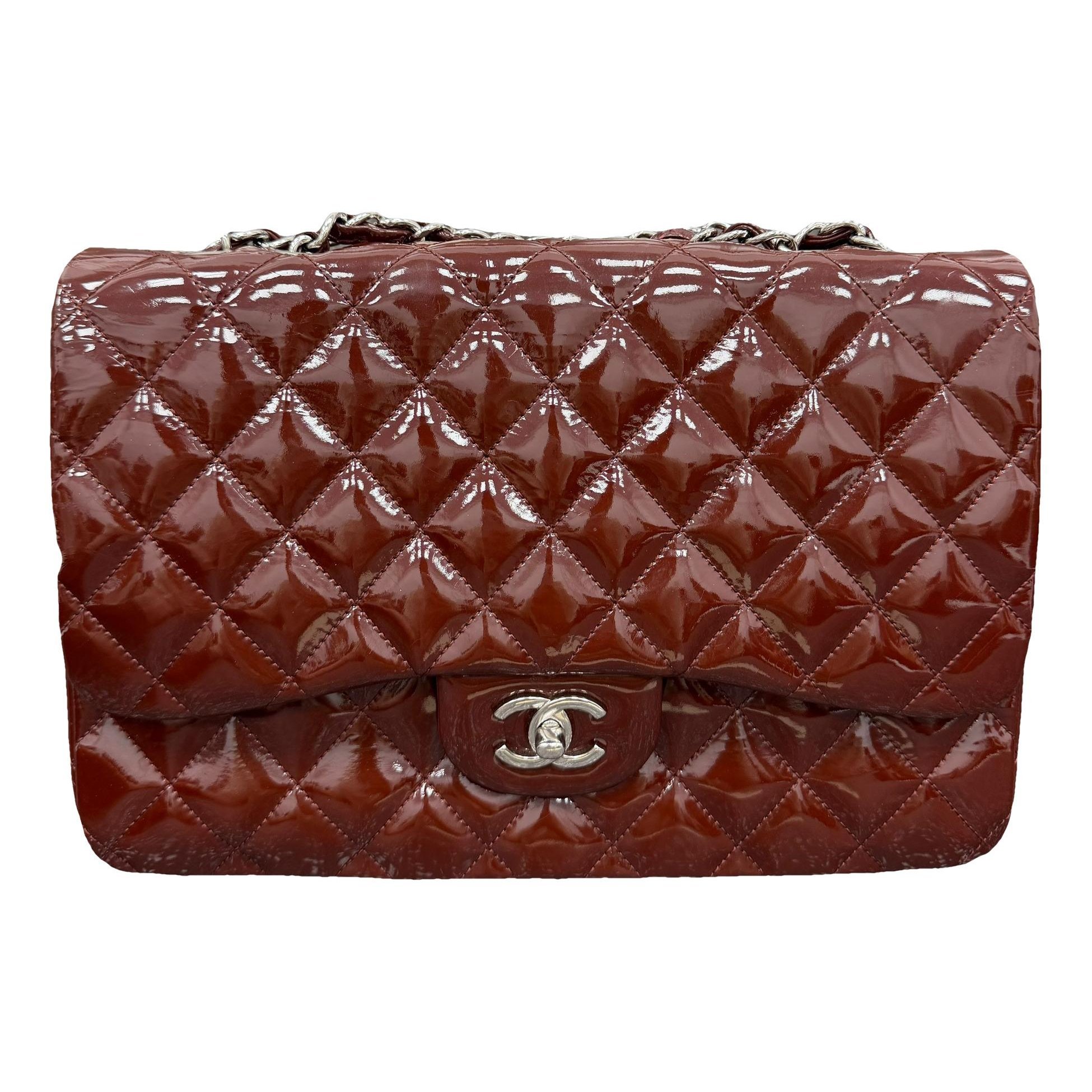 Timeless/Classique patent leather handbag