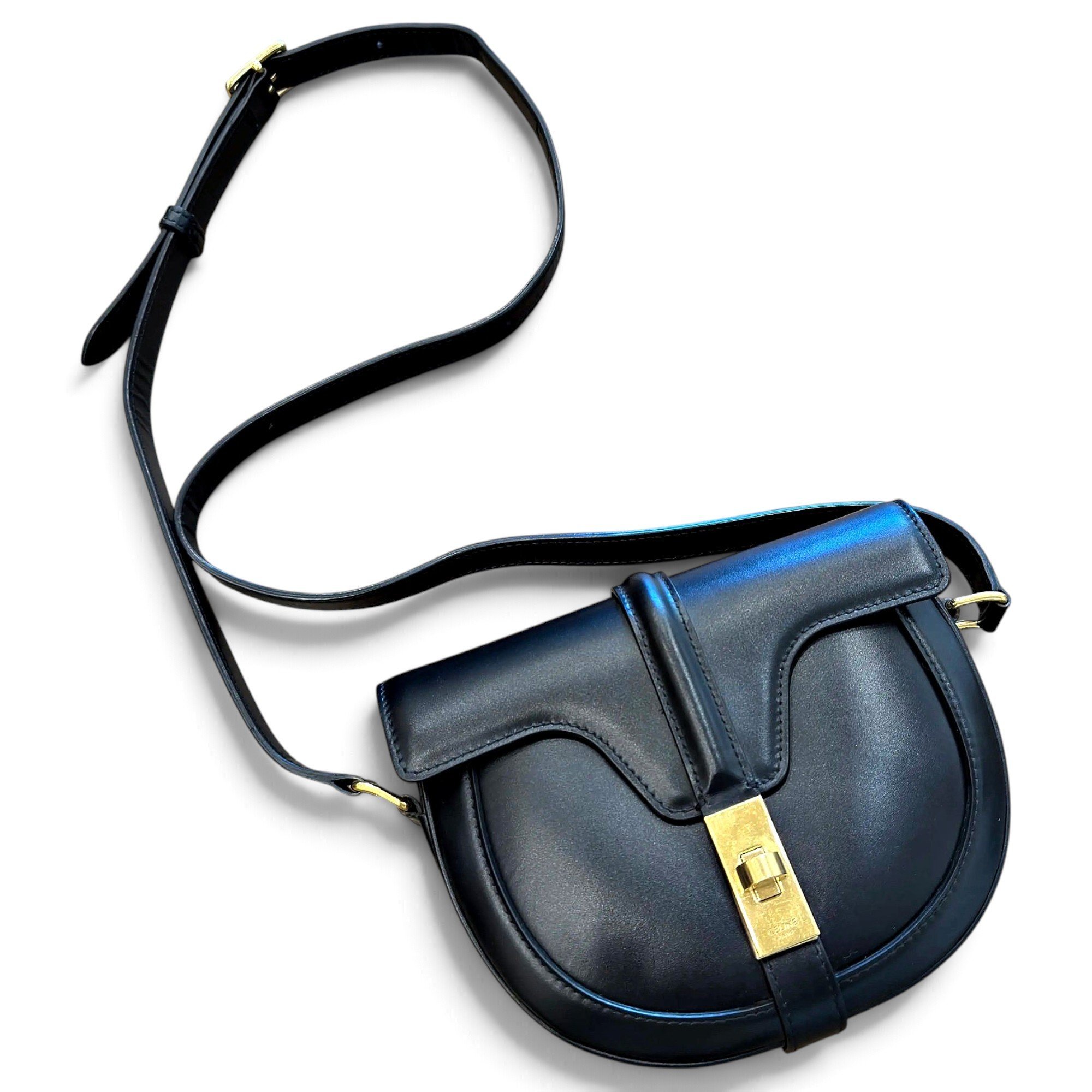 SAC 16 BESACE leather handbag