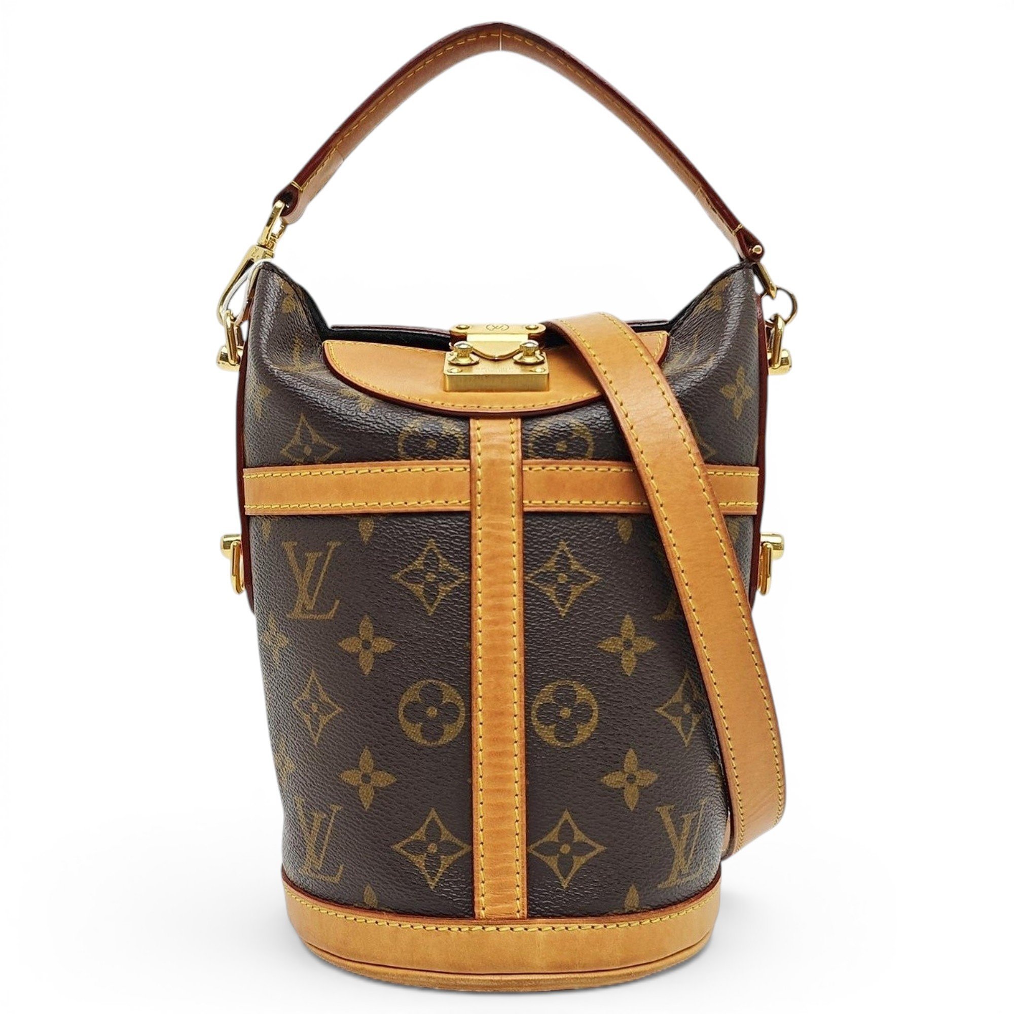 Duffle leather handbag