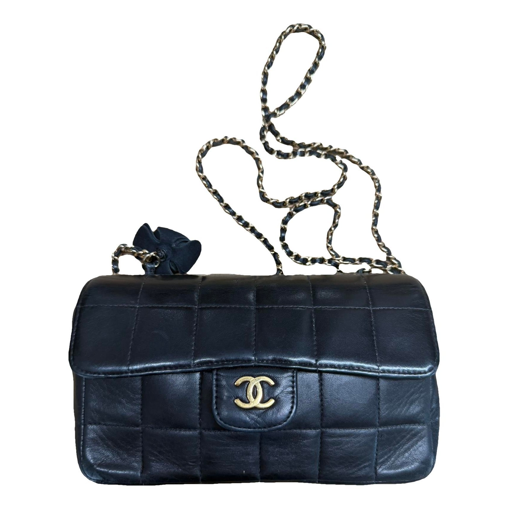 Chanel Timeless/Classique leather crossbody bag