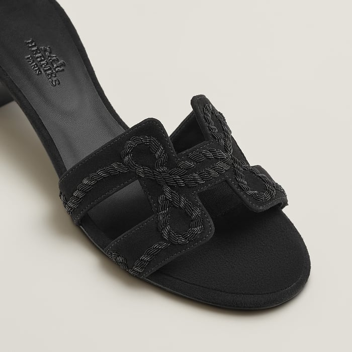 Noir Oasis Sandal