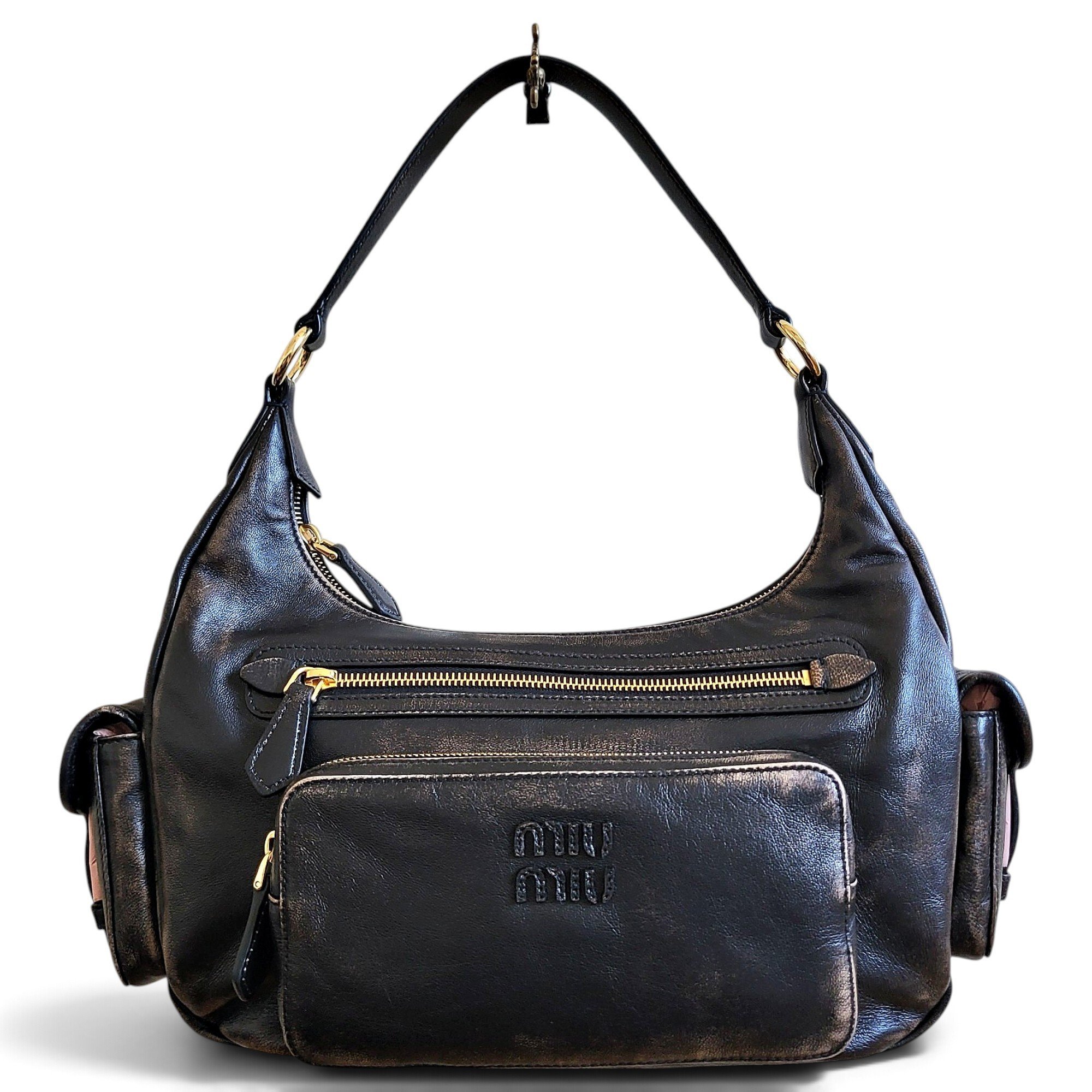Pocket leather handbag