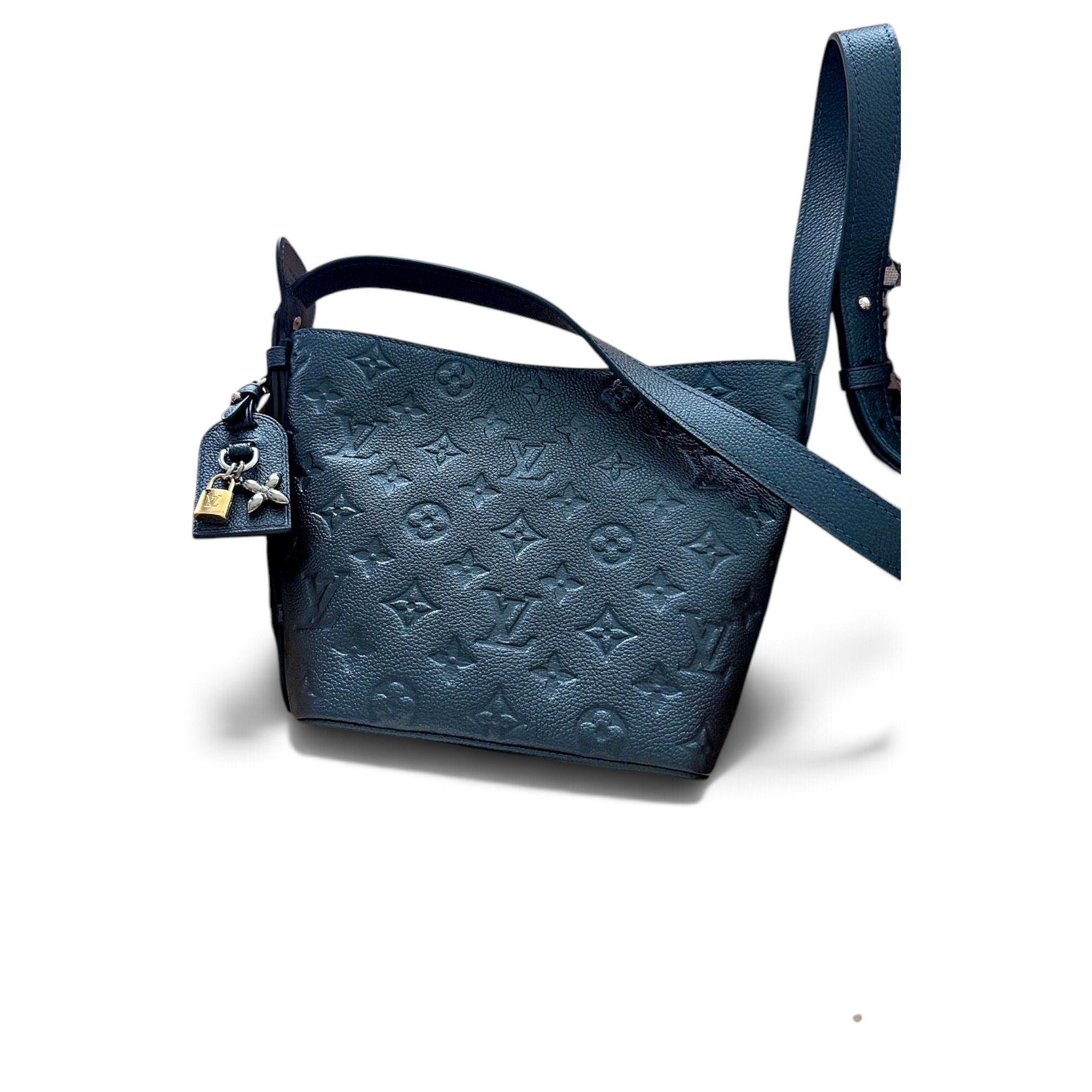 NéoNoé leather bag