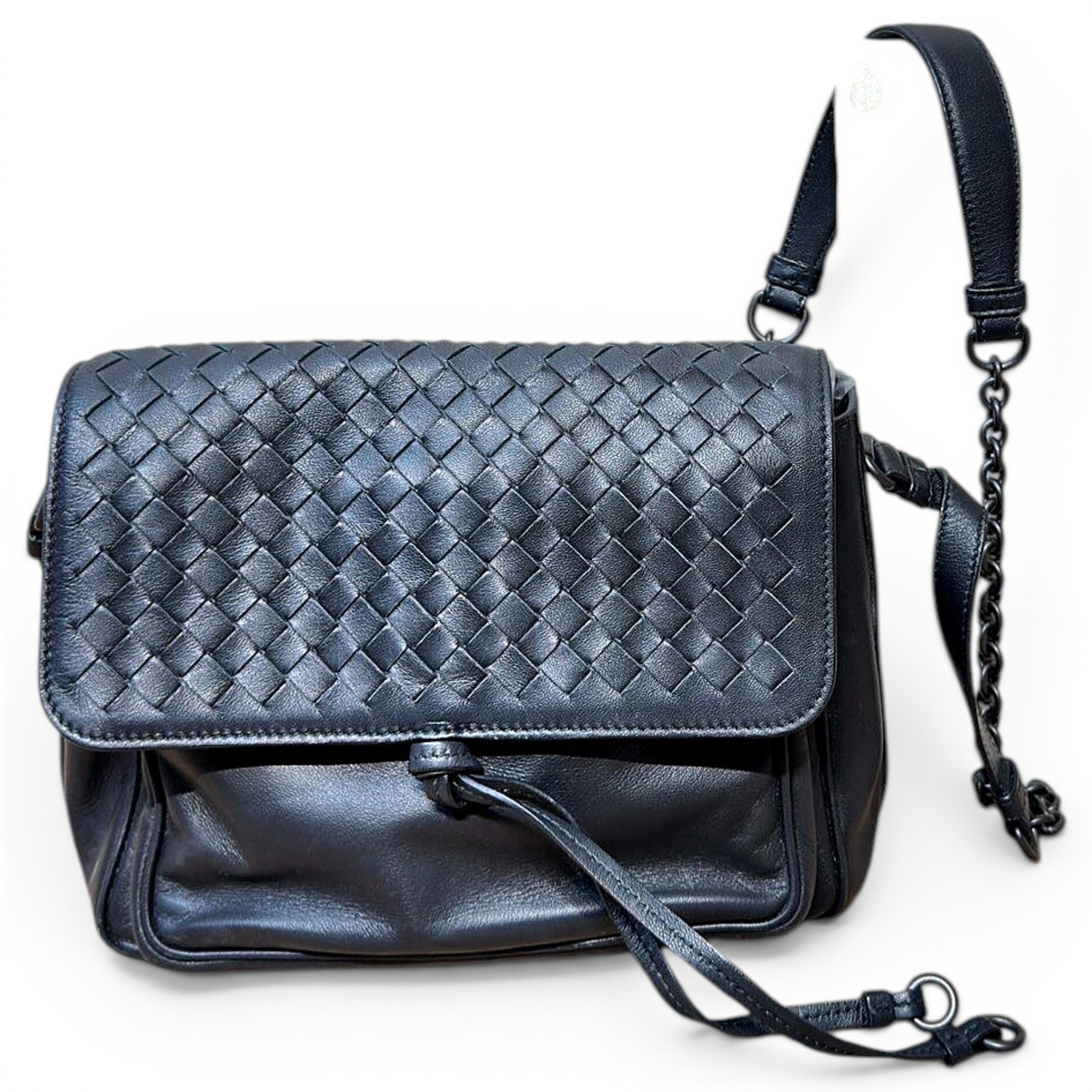 Bottega Veneta Mount leather crossbody bag