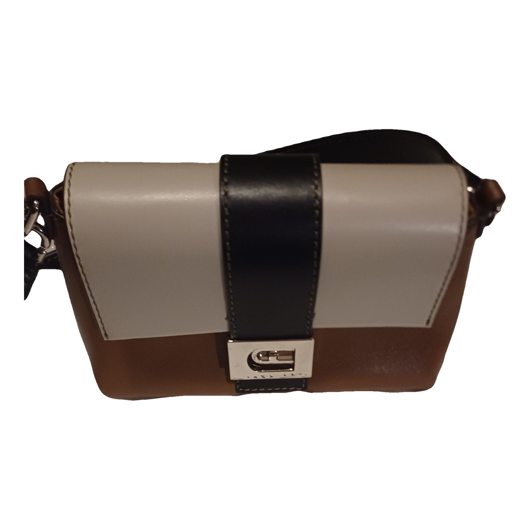 Furla Metropolis leather crossbody bag