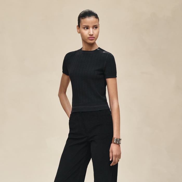 Noir Short-sleeve Sweater