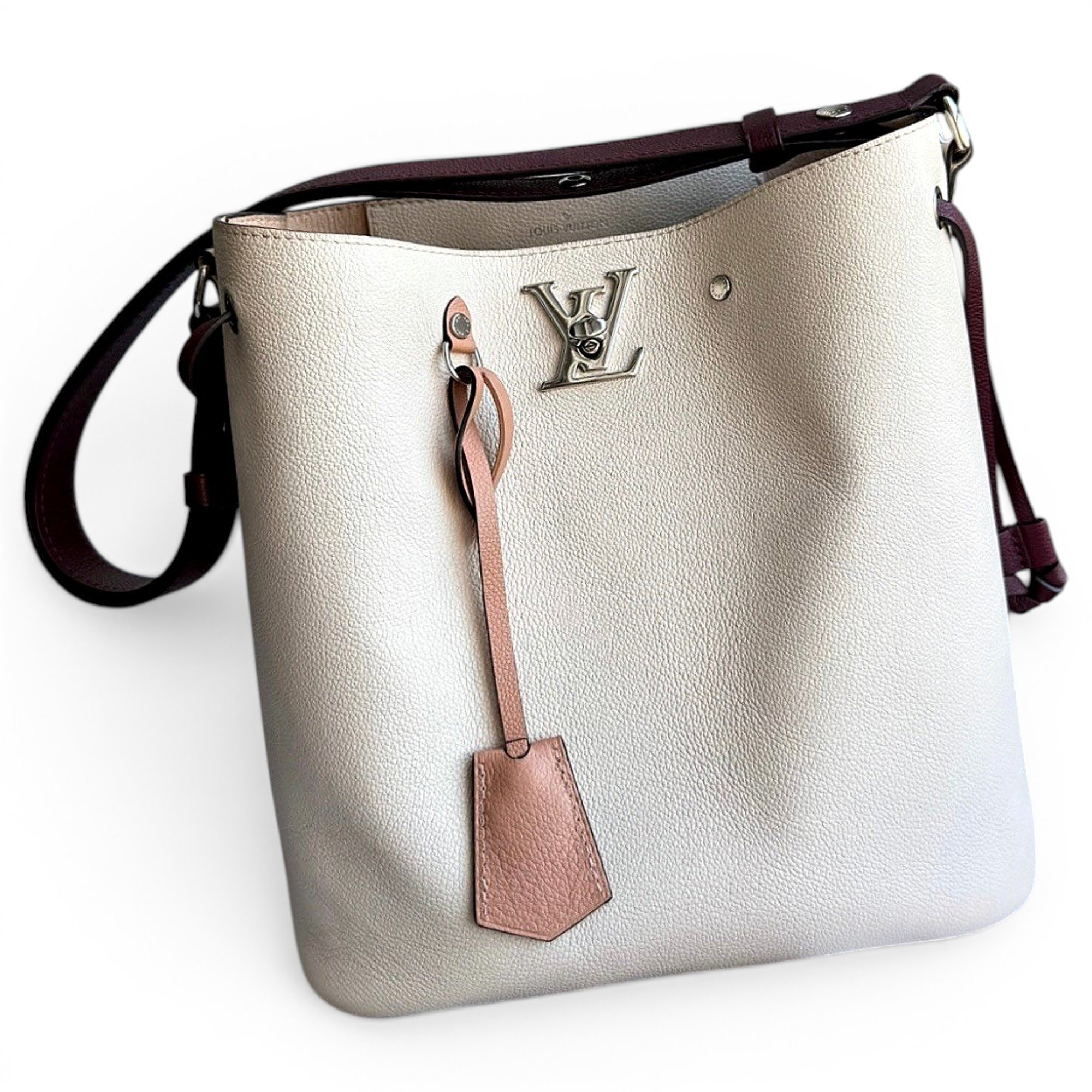 Louis Vuitton Lockme Bucket leather handbag