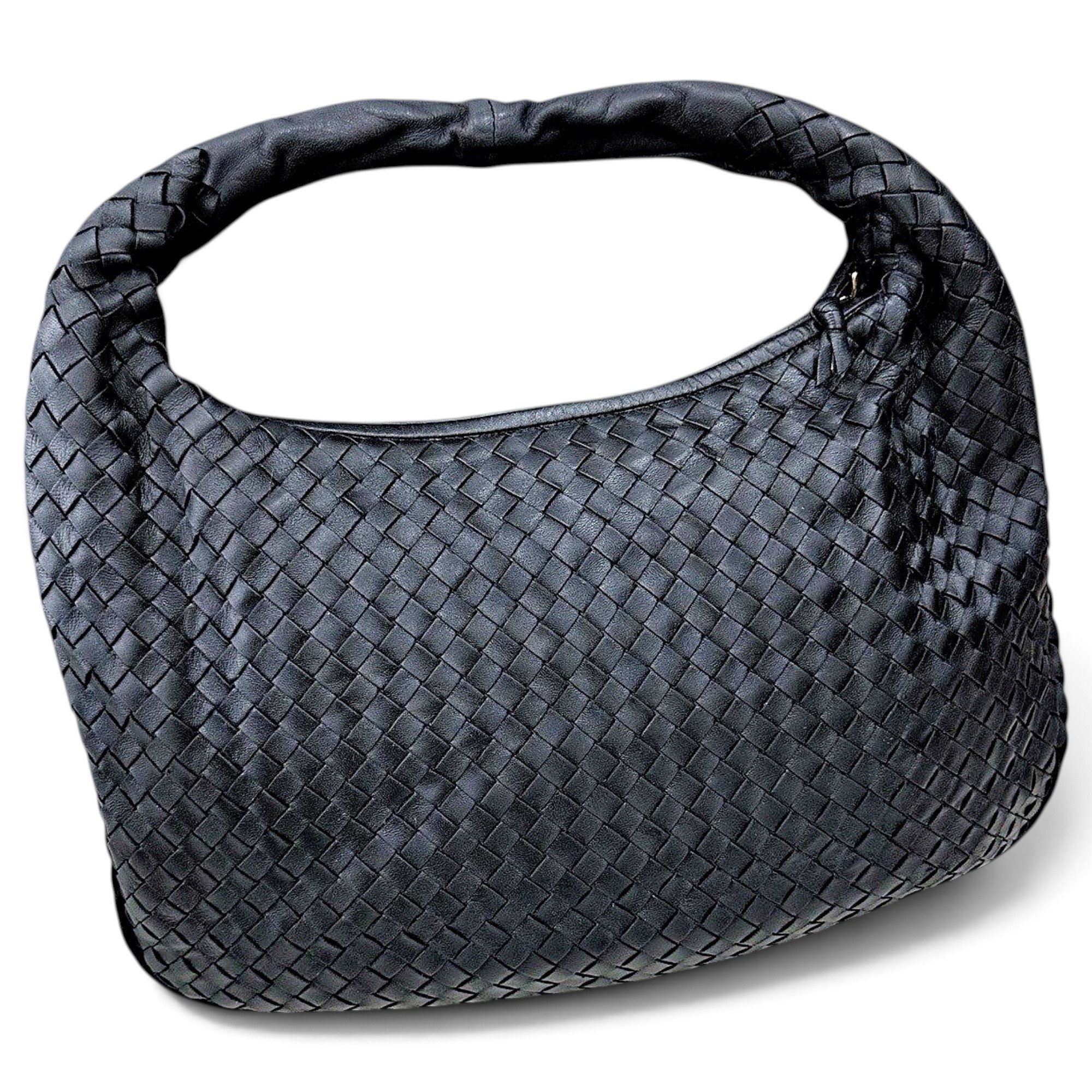 Veneta leather handbag