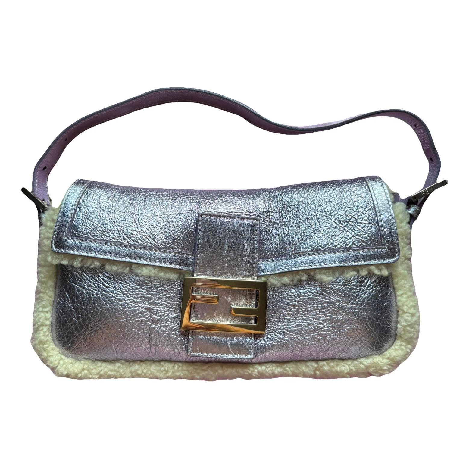Baguette handbag