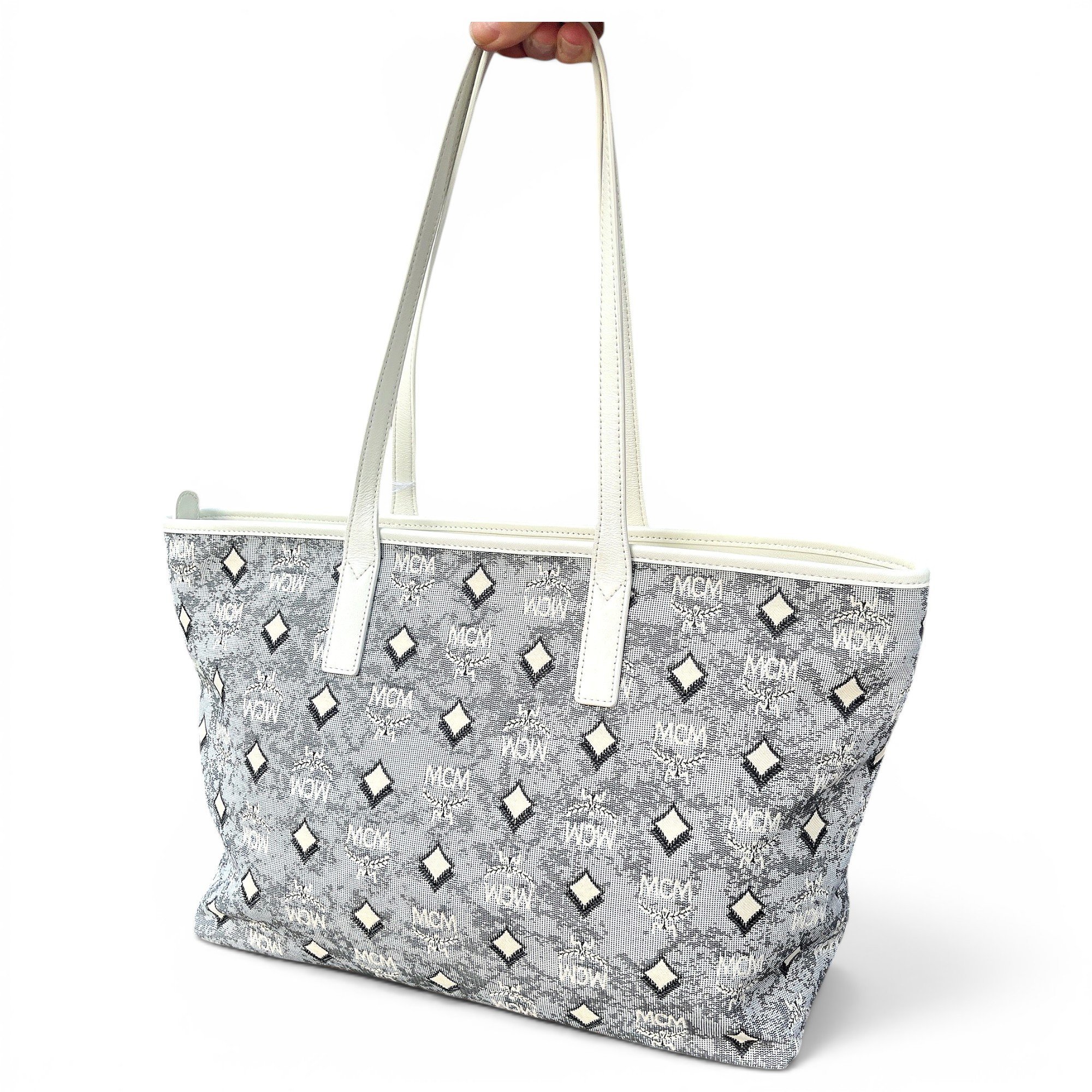 MCM Cloth tote
