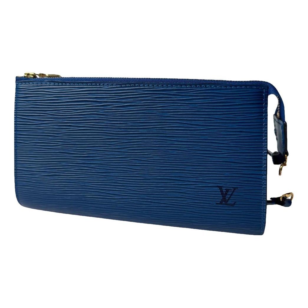 Pochette Trunk leather mini bag