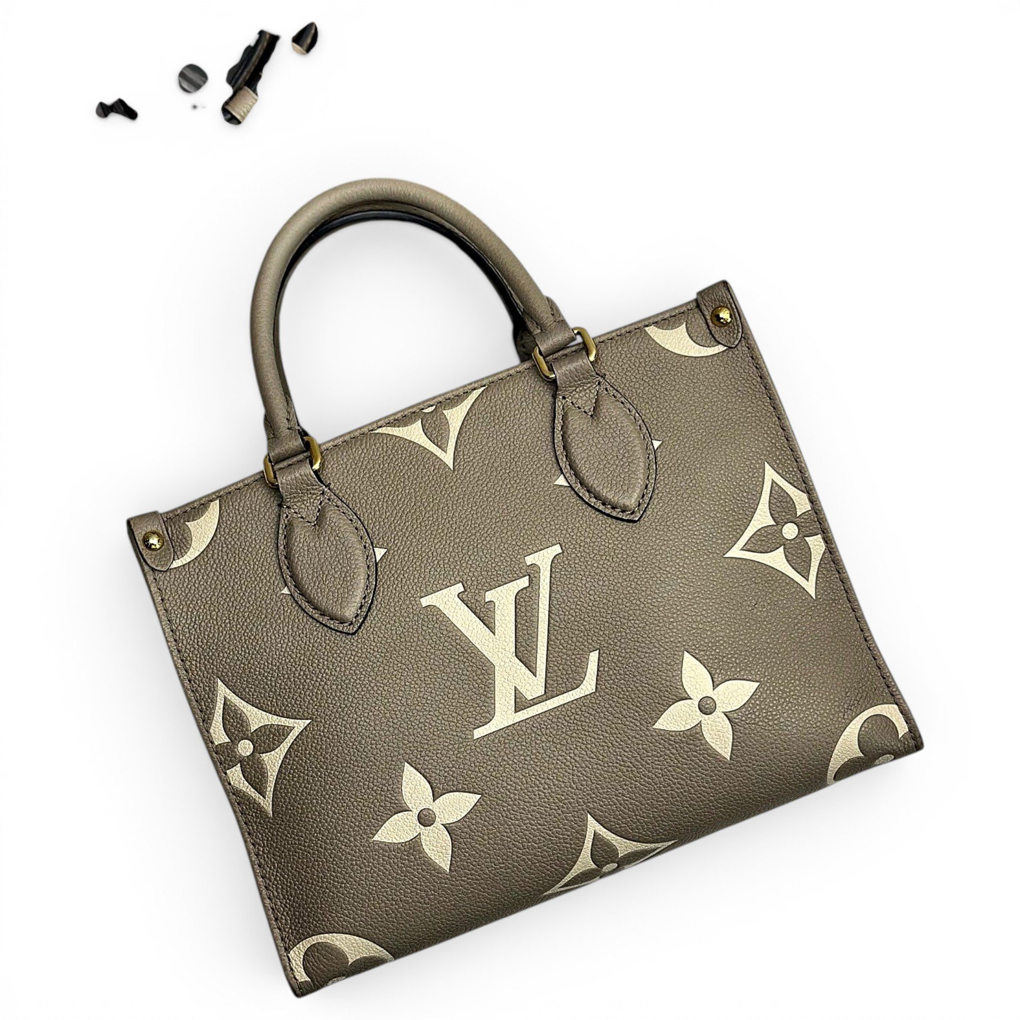 Onthego leather handbag