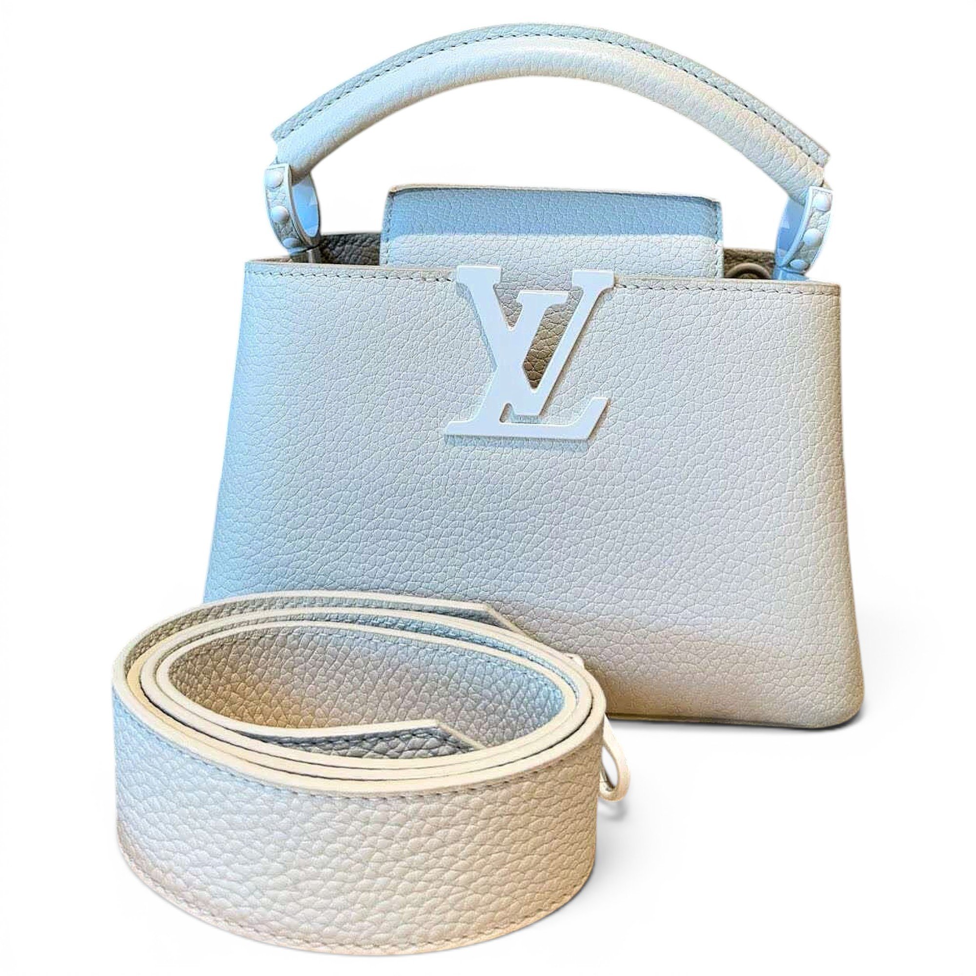 Capucines leather handbag