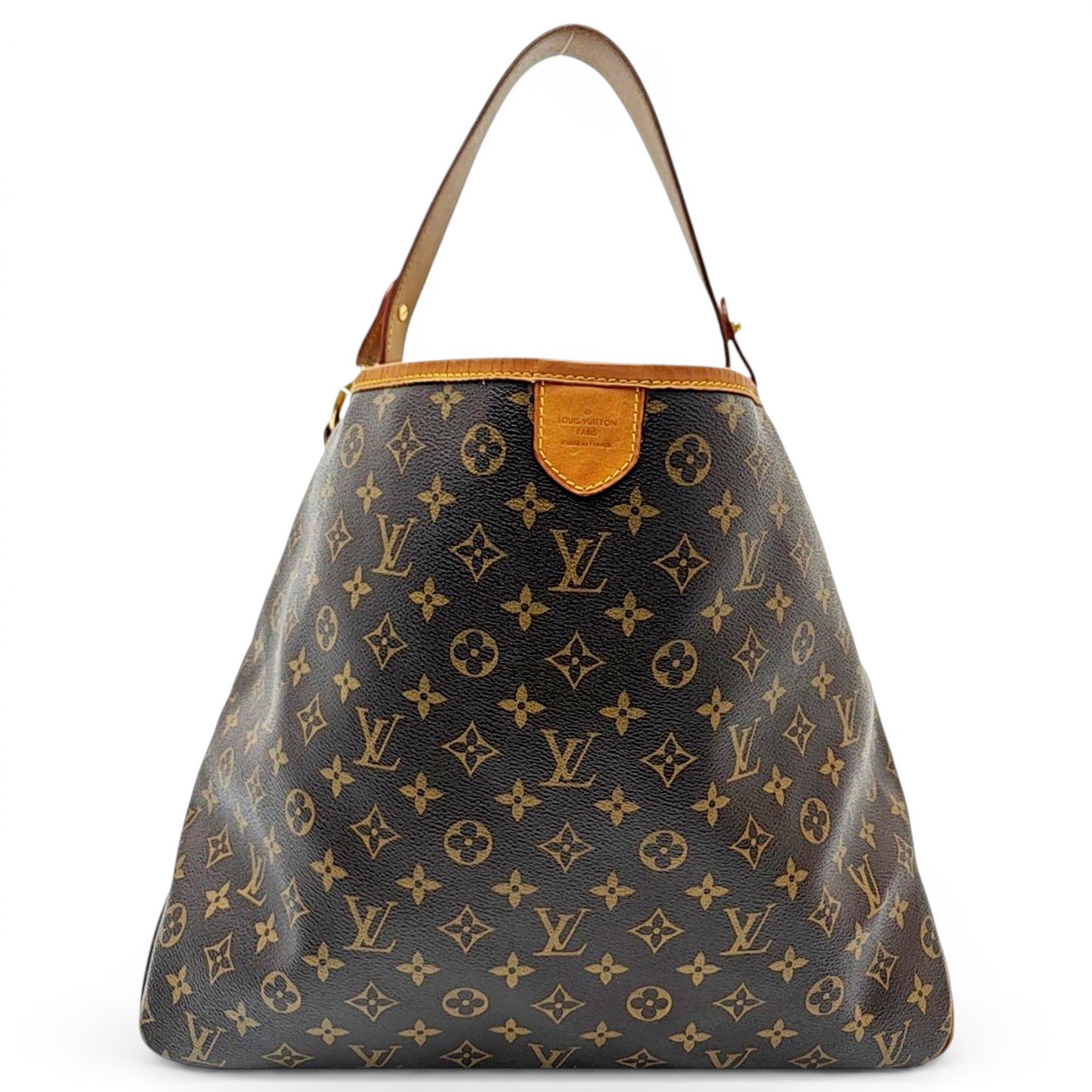 Delightful leather handbag