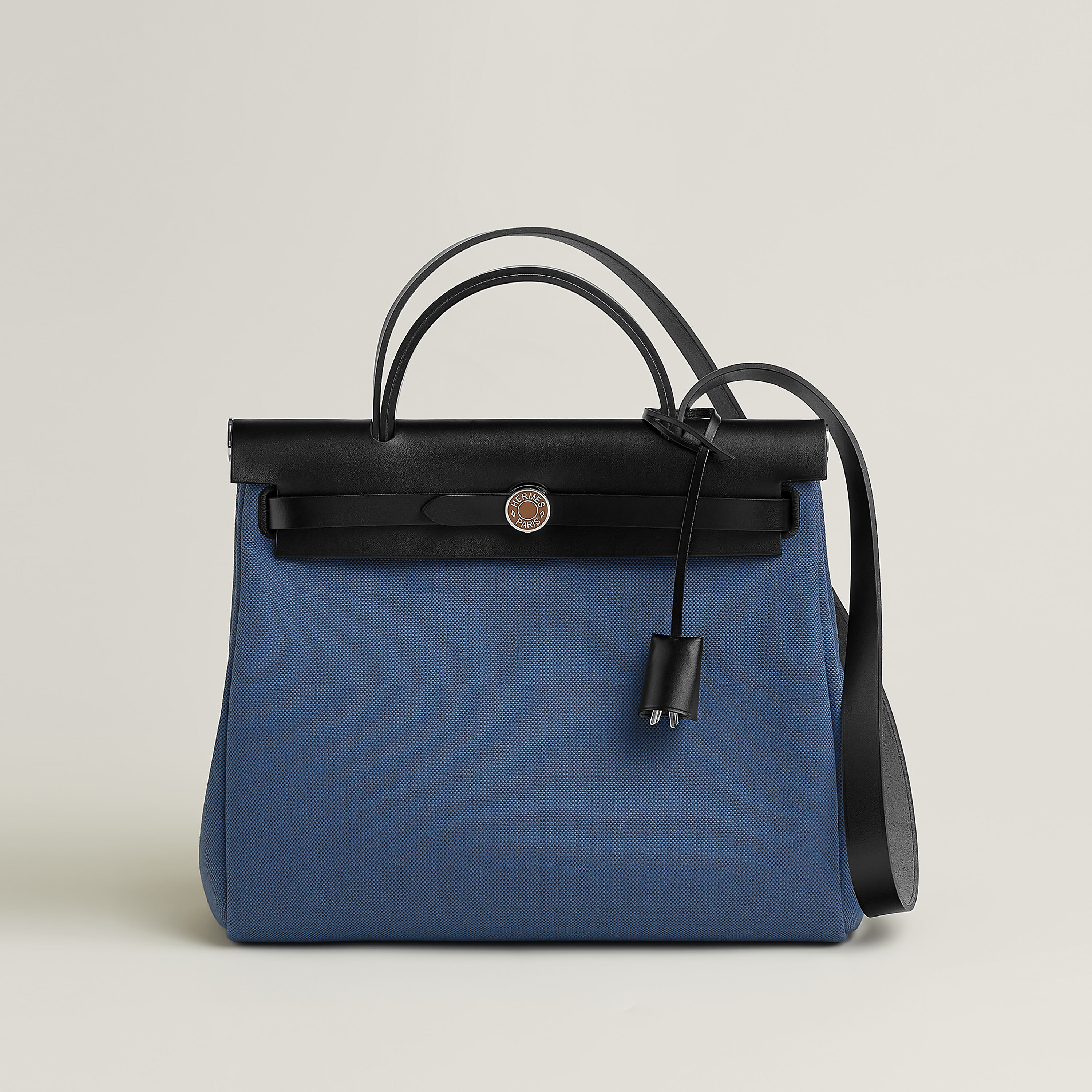 バッグ 《エールバッグ・ジップ》 31 ルトゥルネ ラッカー