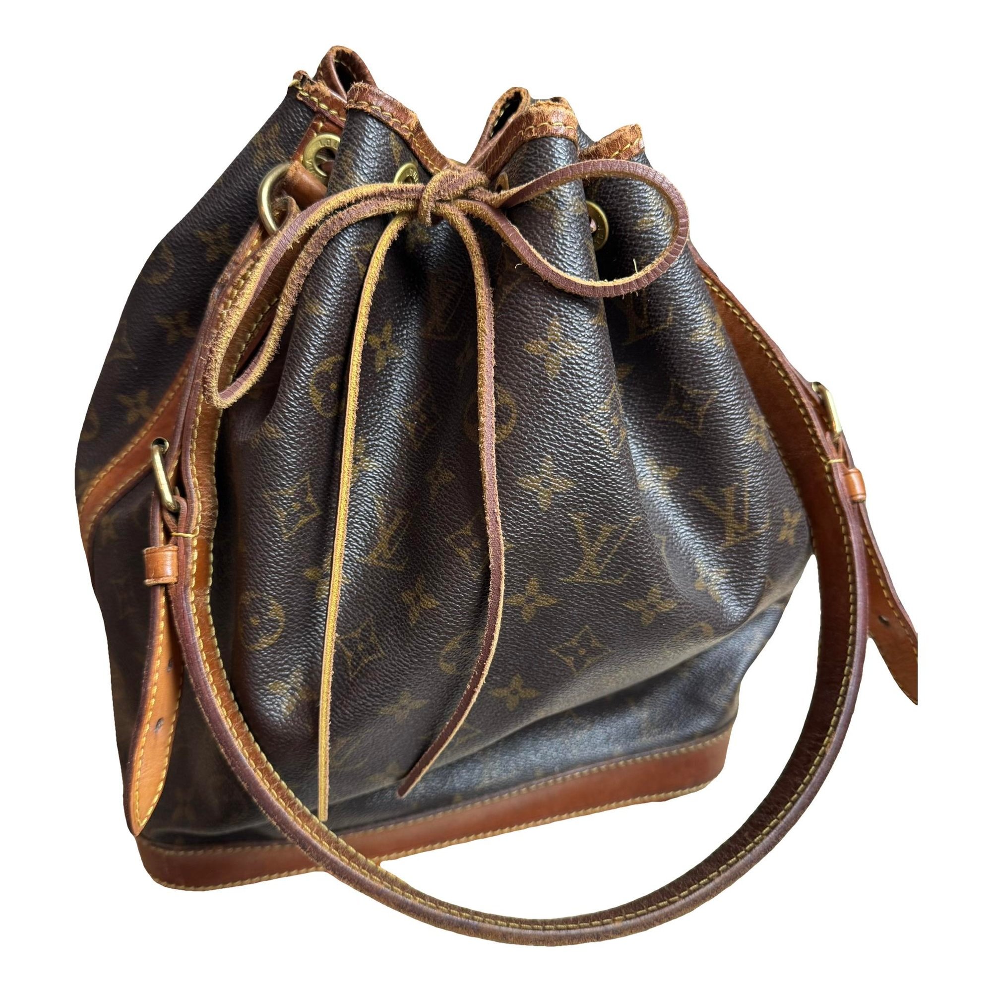 Noé leather handbag