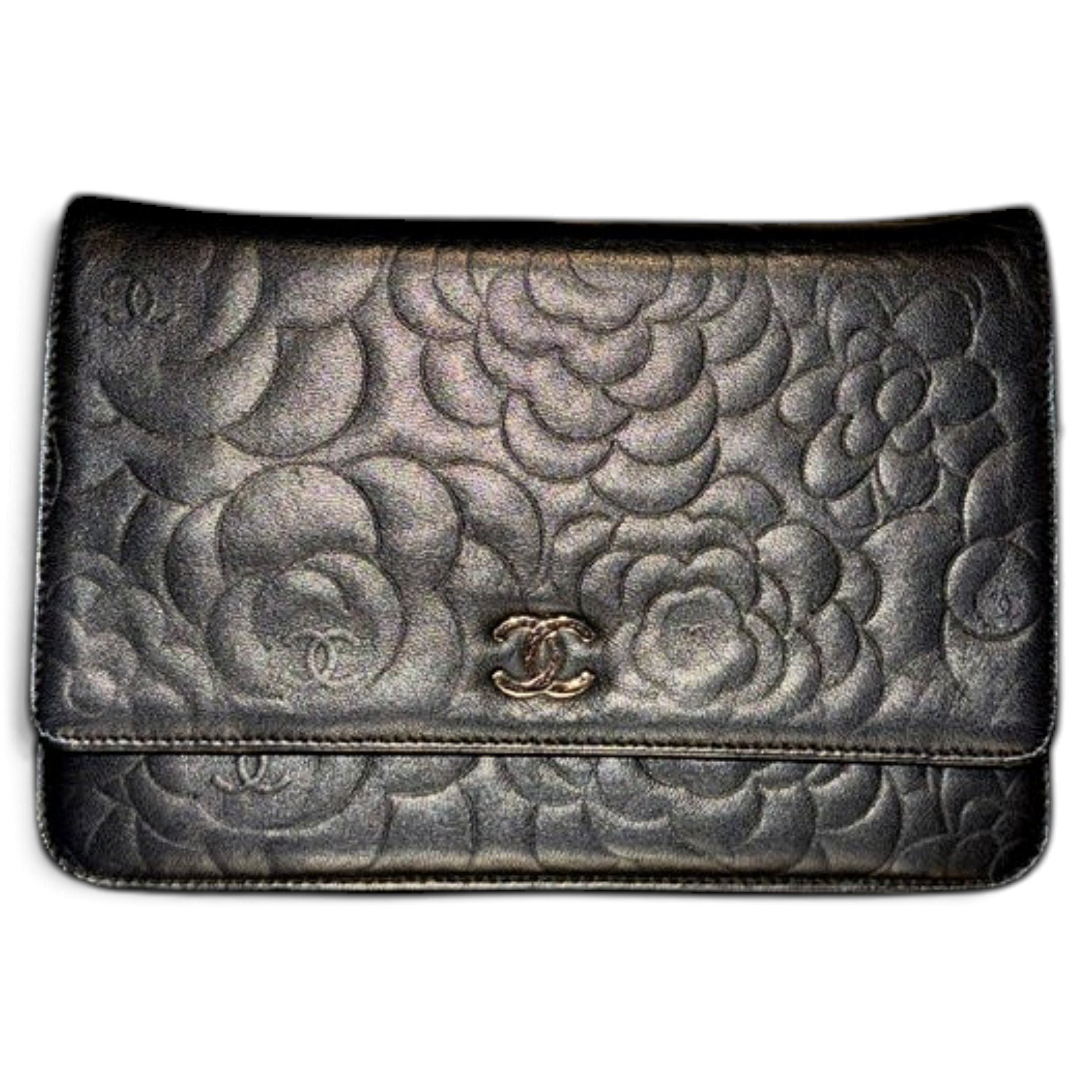 Wallet On Chain leather crossbody bag