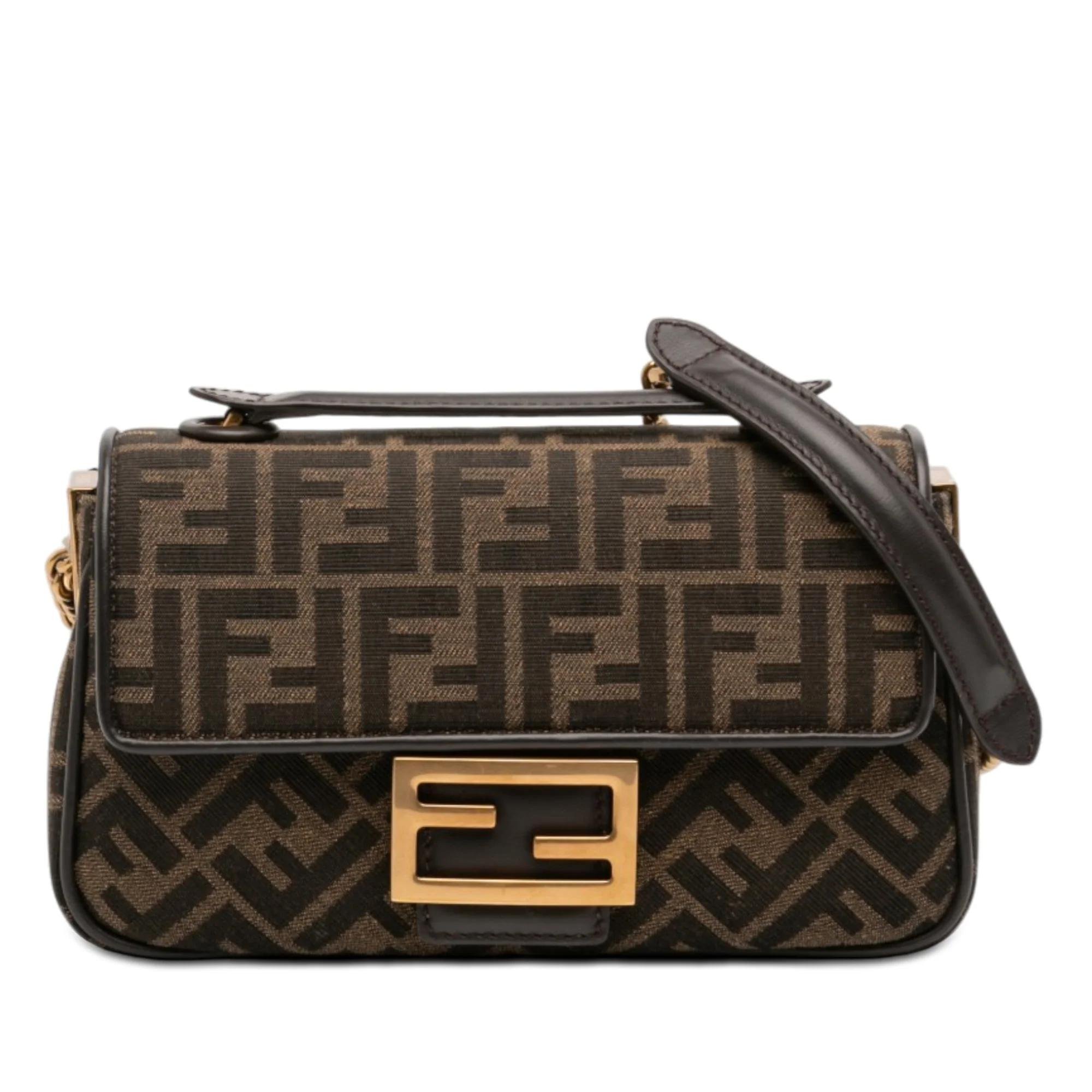 Baguette leather handbag