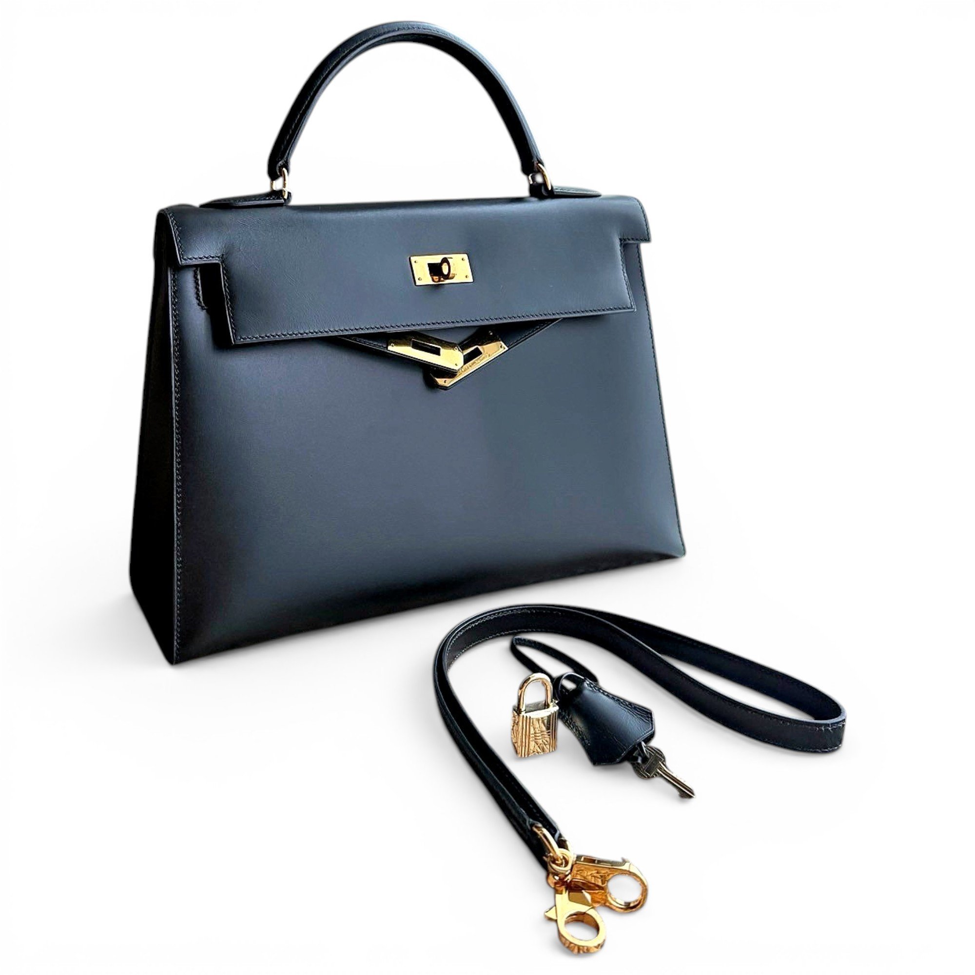 Kelly 32 leather handbag