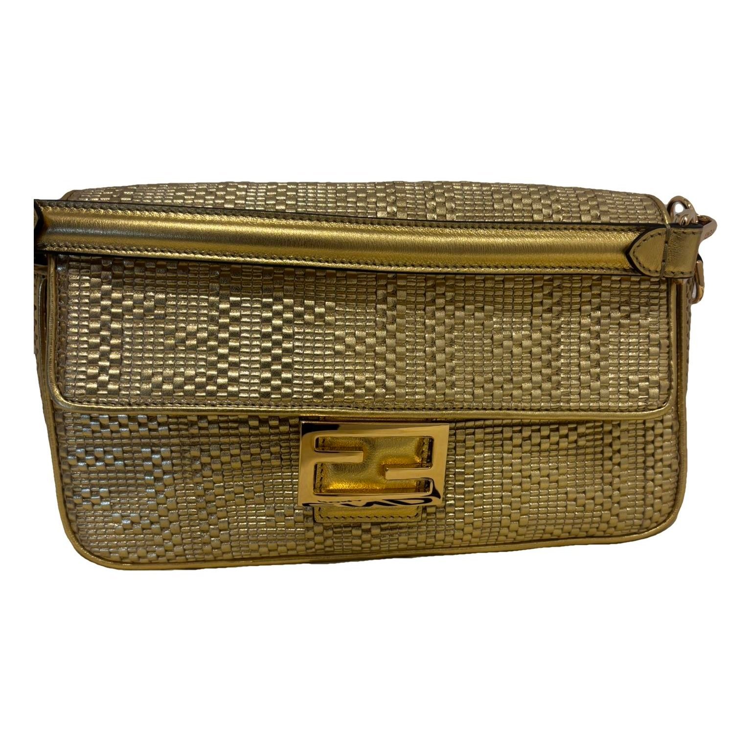 Baguette leather handbag