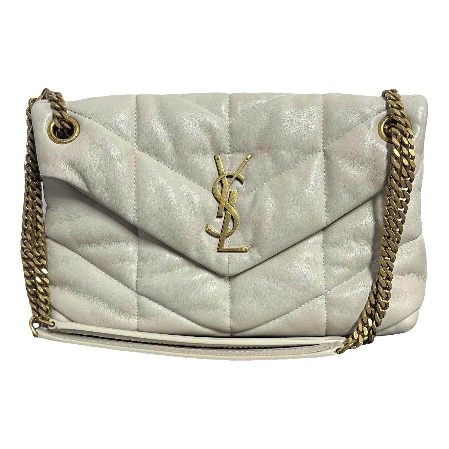 Carré leather bag