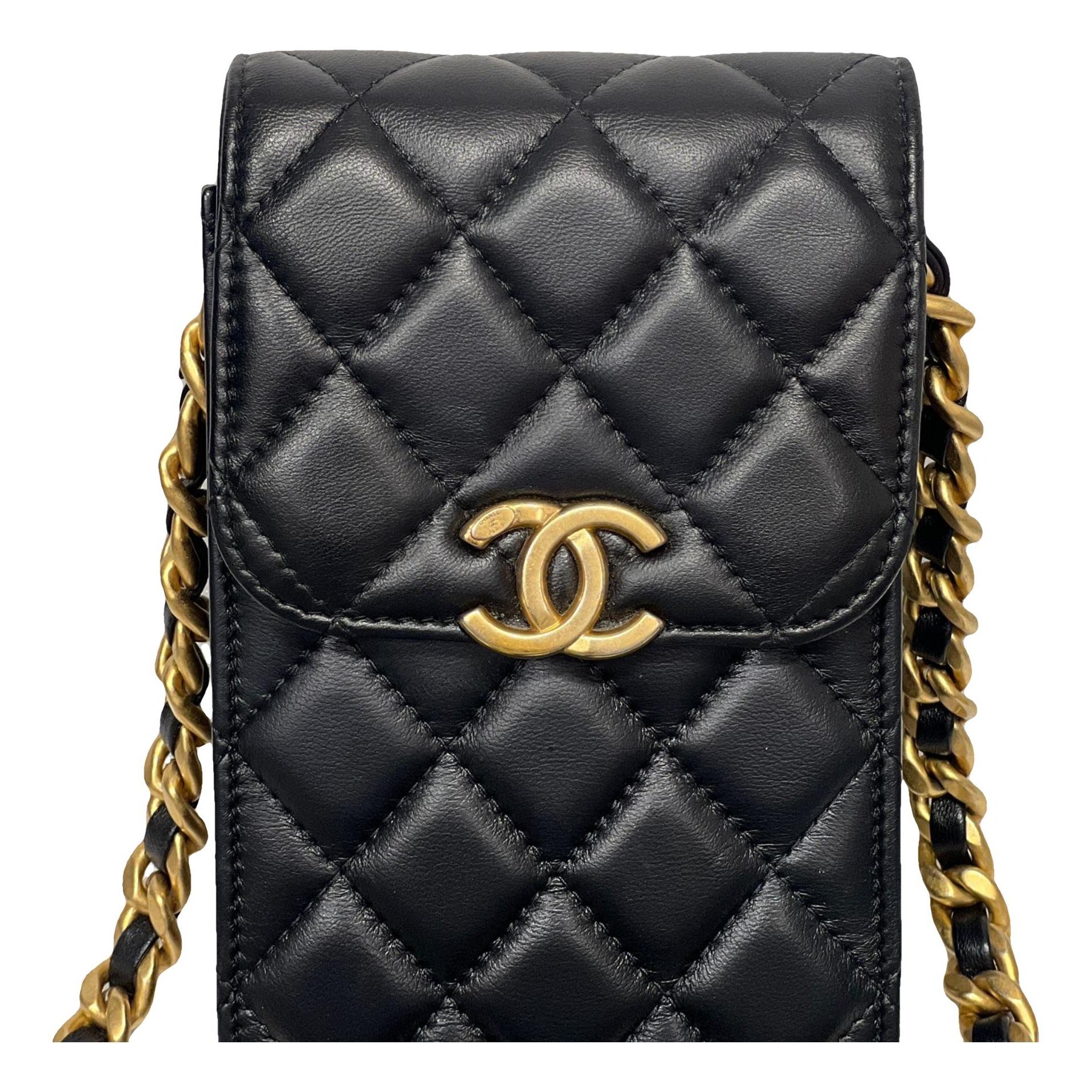 Timeless/Classique leather crossbody bag
