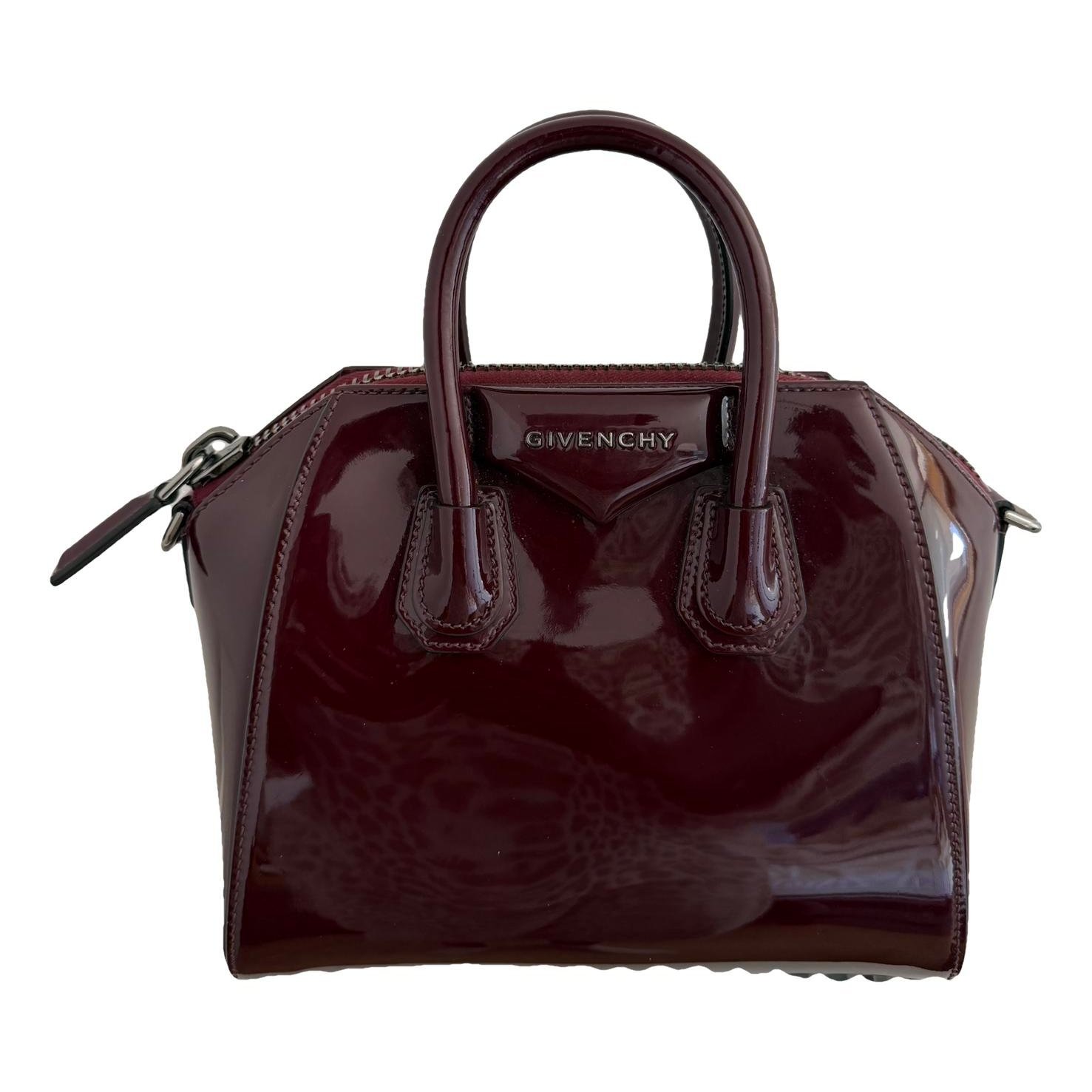 Antigona patent leather handbag