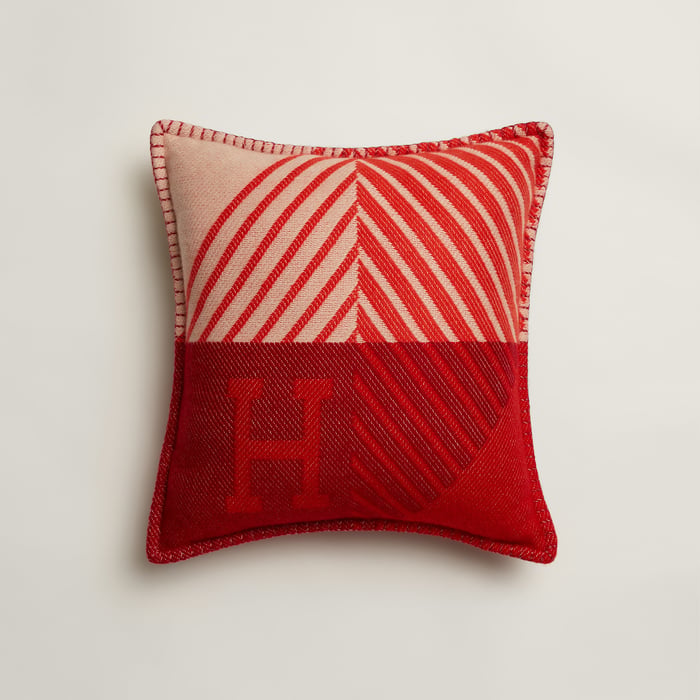 H Diagonale Pillow