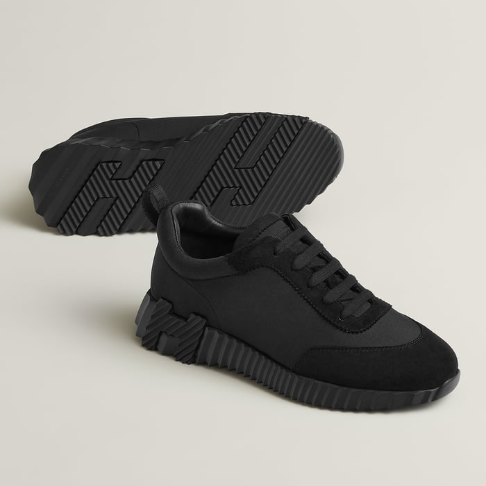 Bouncing sneaker