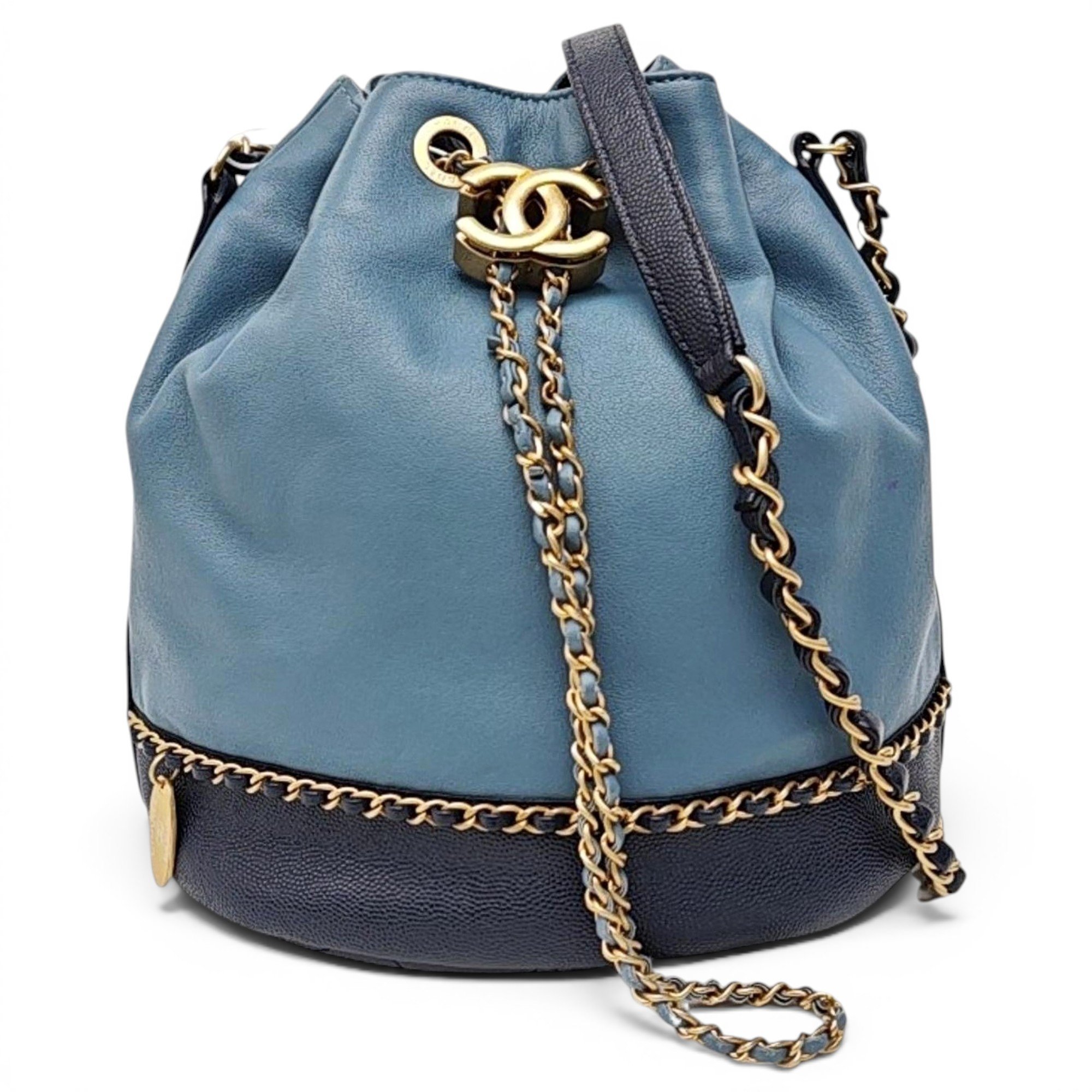 Gabrielle Bucket leather crossbody bag