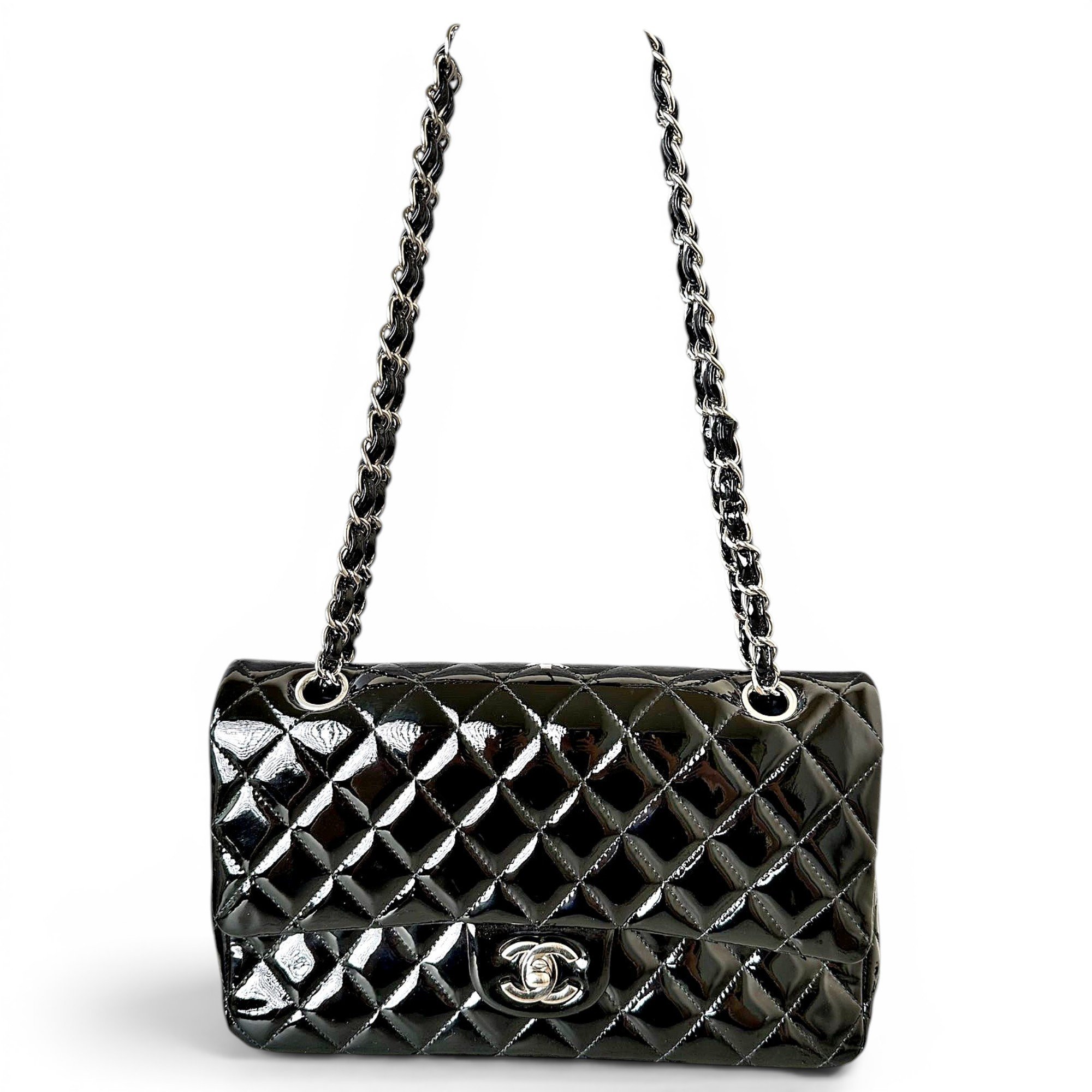 Timeless/Classique patent leather crossbody bag